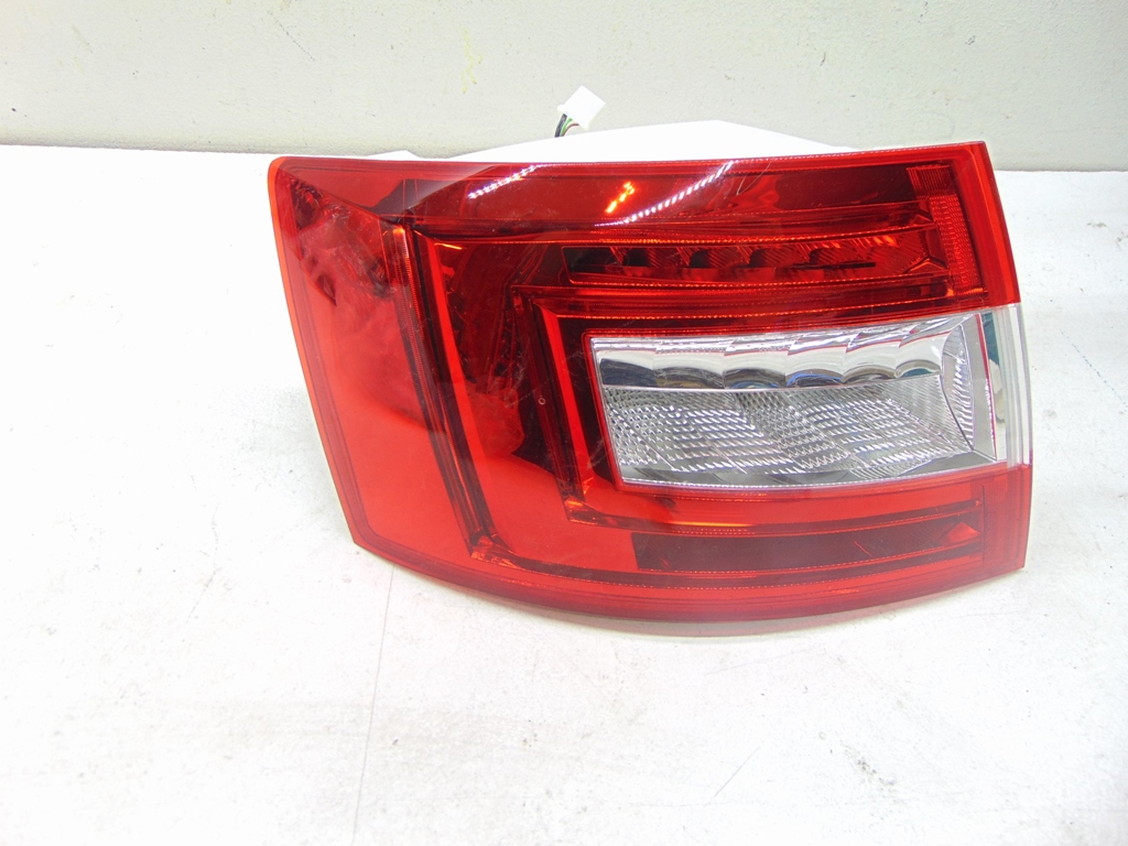 LAMPA TYŁ SKODA OCTAVIA 13- 5E5945111A LEWA