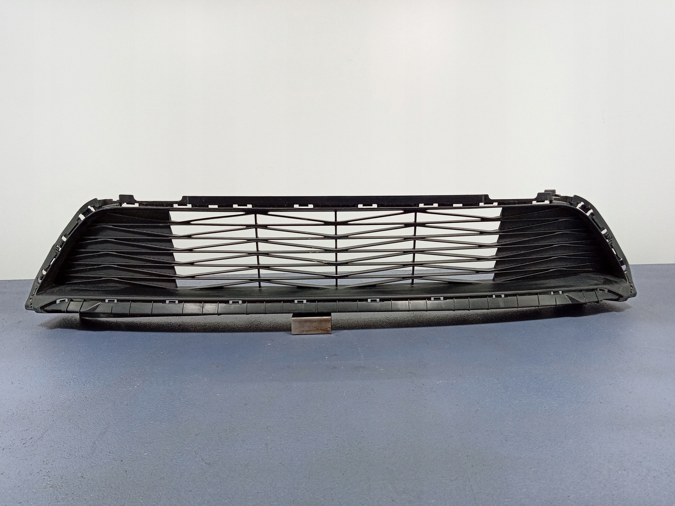 CEED III LIFT KRATKA ZDERZAKA PRZÓD 86560-J7DA0