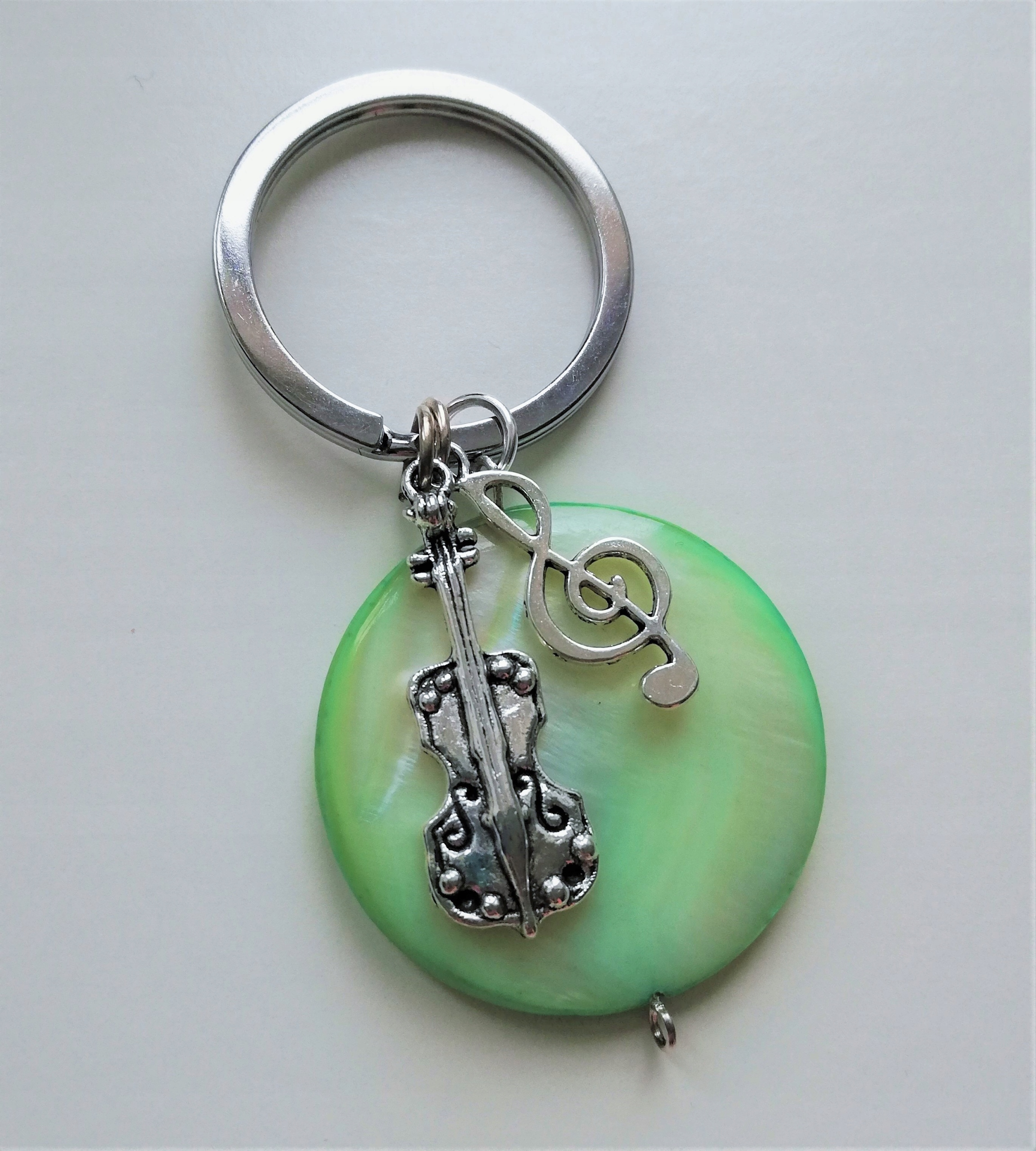 

Brelok Muzyka Perłowa Wiolonczela Skrzypce Klucz