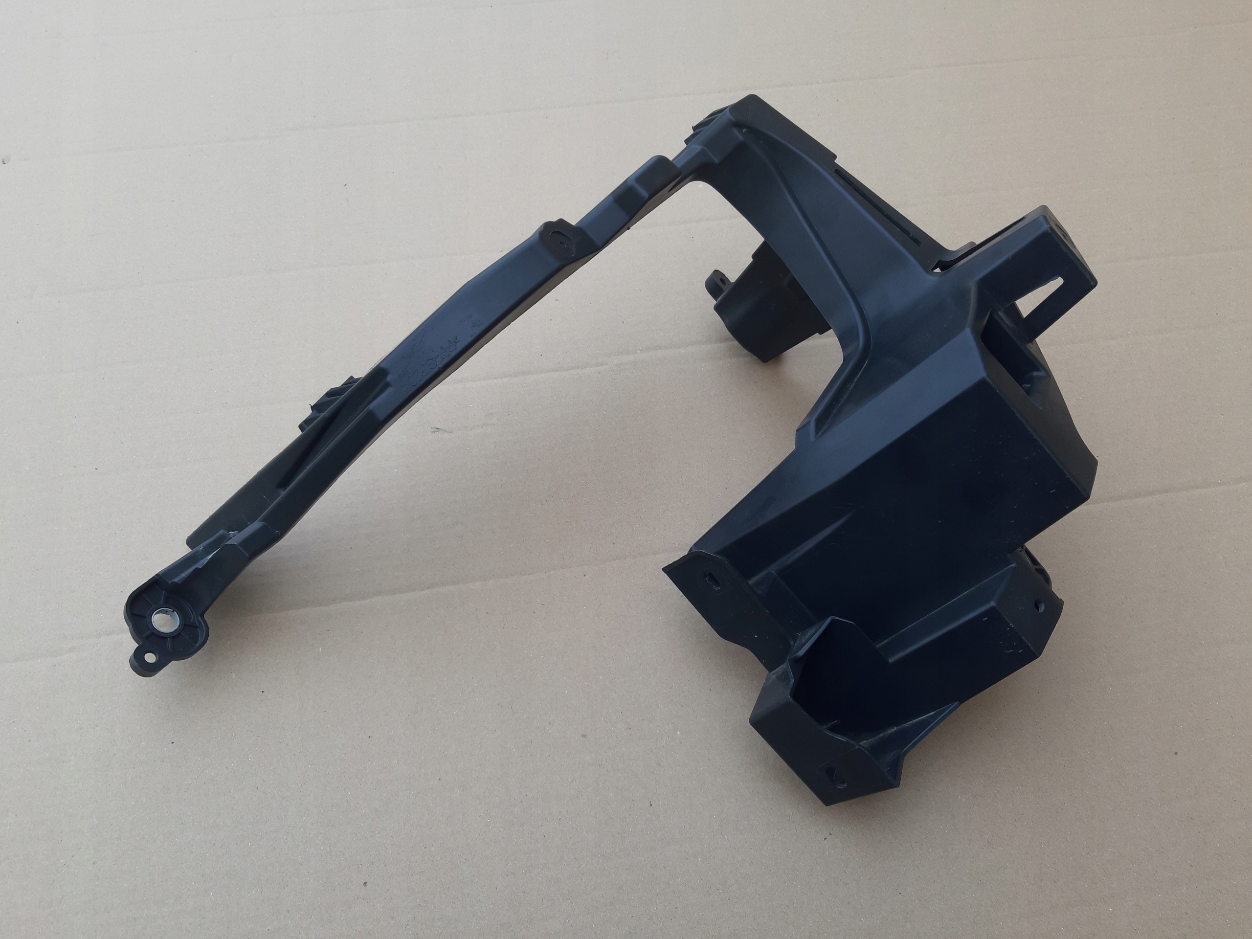 CITROEN C3 AIRCROSS LIFT OKULAR MOCOWANIE REFLEKTORA PRAWEGO 39187871 Producent części Citroen OE