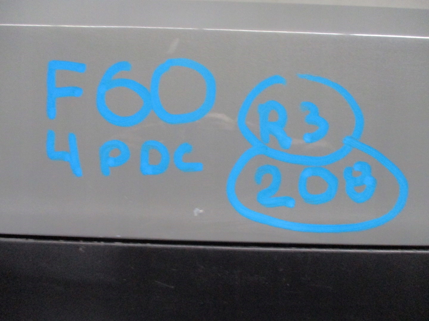 bumper MINI COUNTRYMAN F60 4X PDC