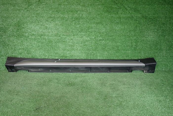 HYUNDAI TUCSON III 15- moulding threshold right