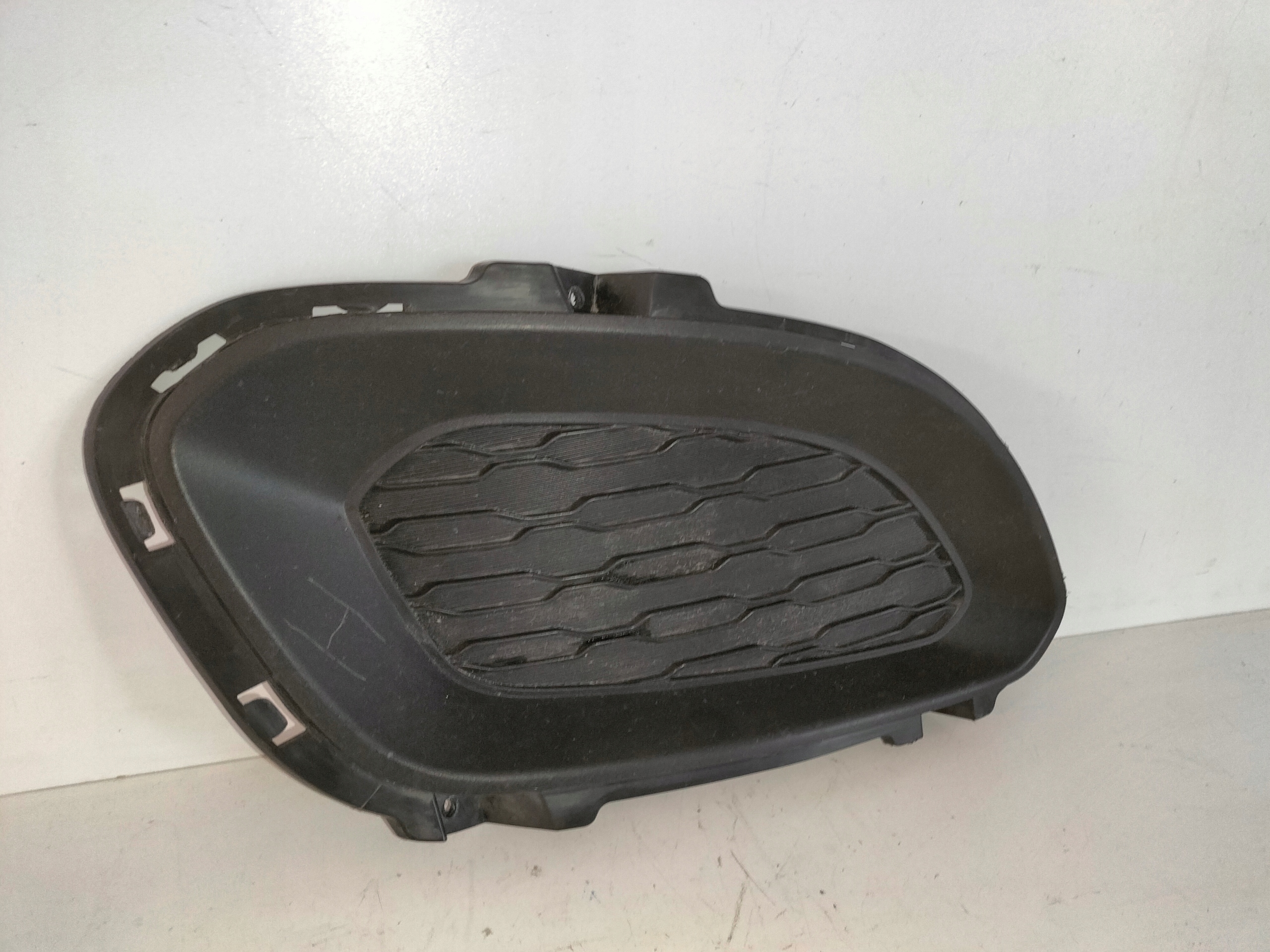 grille grid of a bumper front right KIA RIO III 11