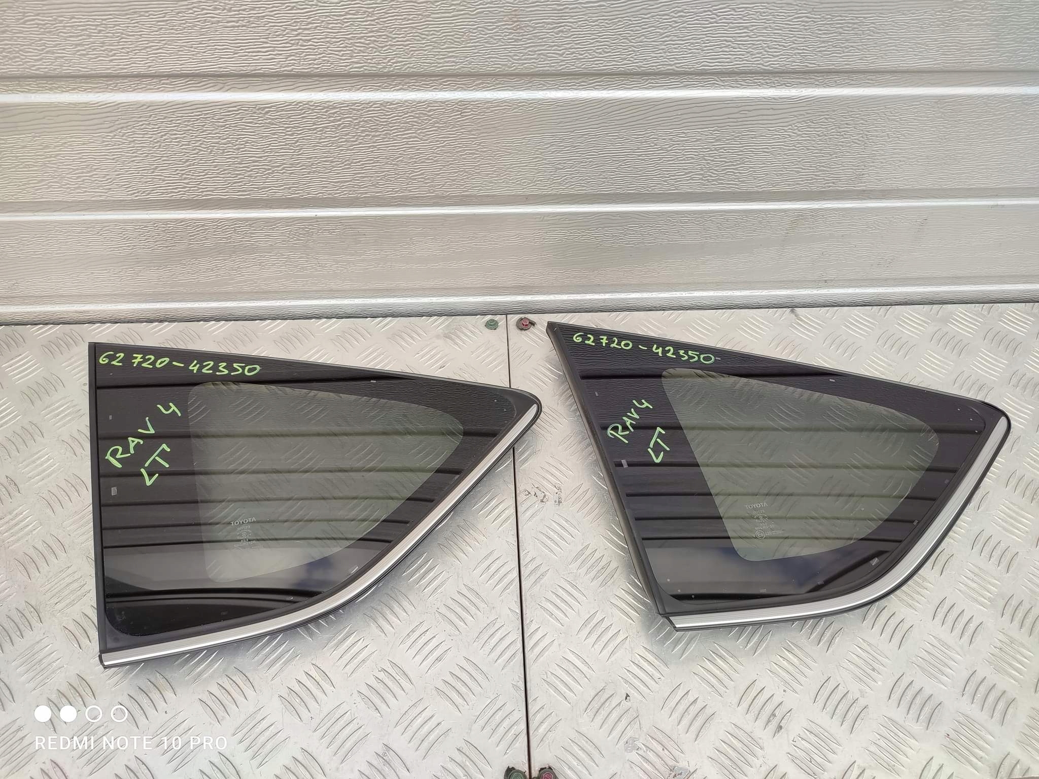 62720-42350 - TOYOTA RAV4 IV КУЗОВНЕ СКЛО ЗАДНЄ ЛІВЕ 13-