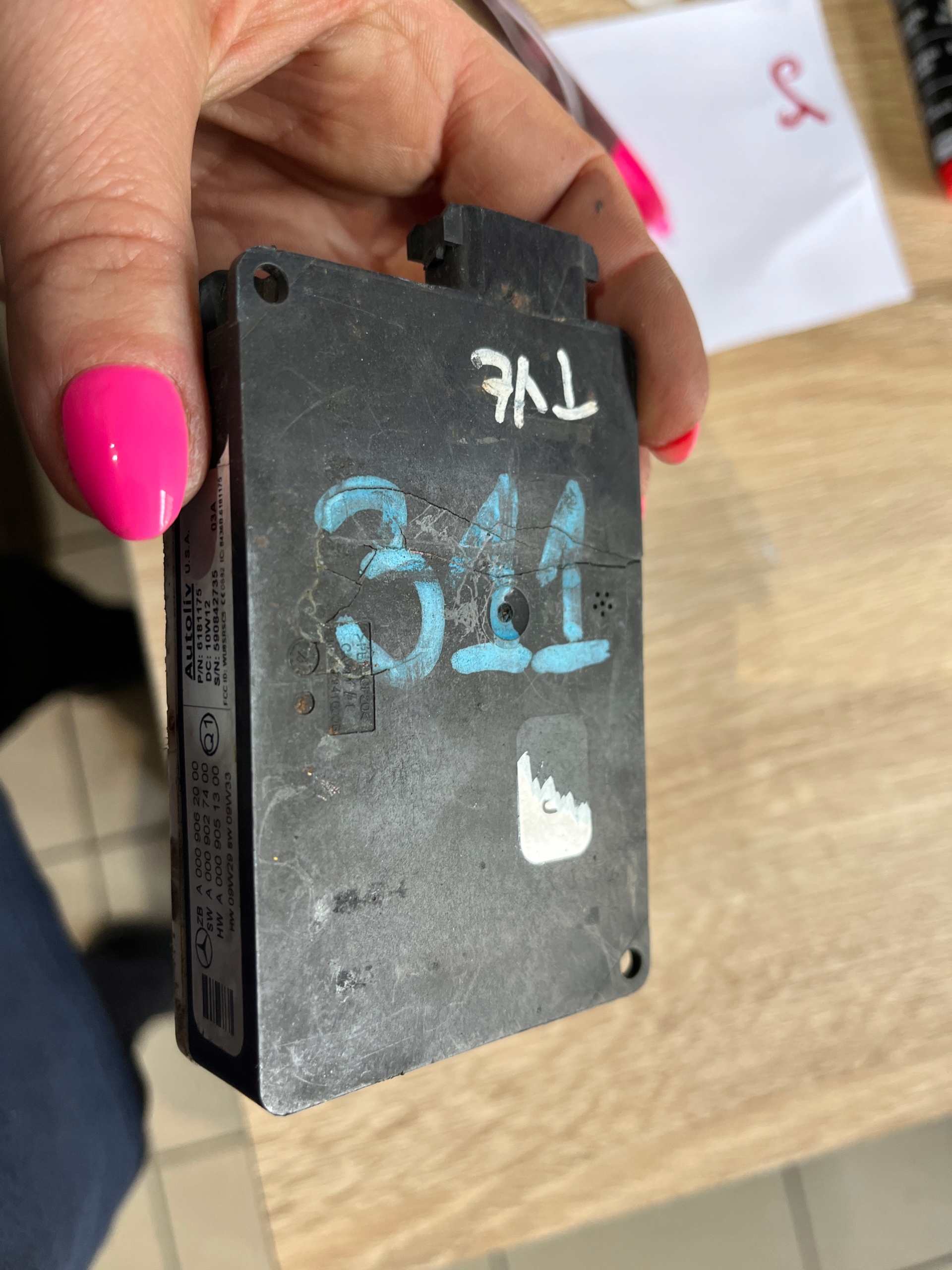 311 MERCEDES W212 MODUŁ RADAR CZUJNIK DISTRONIC A0009062000 Producent części Mercedes-Benz OE