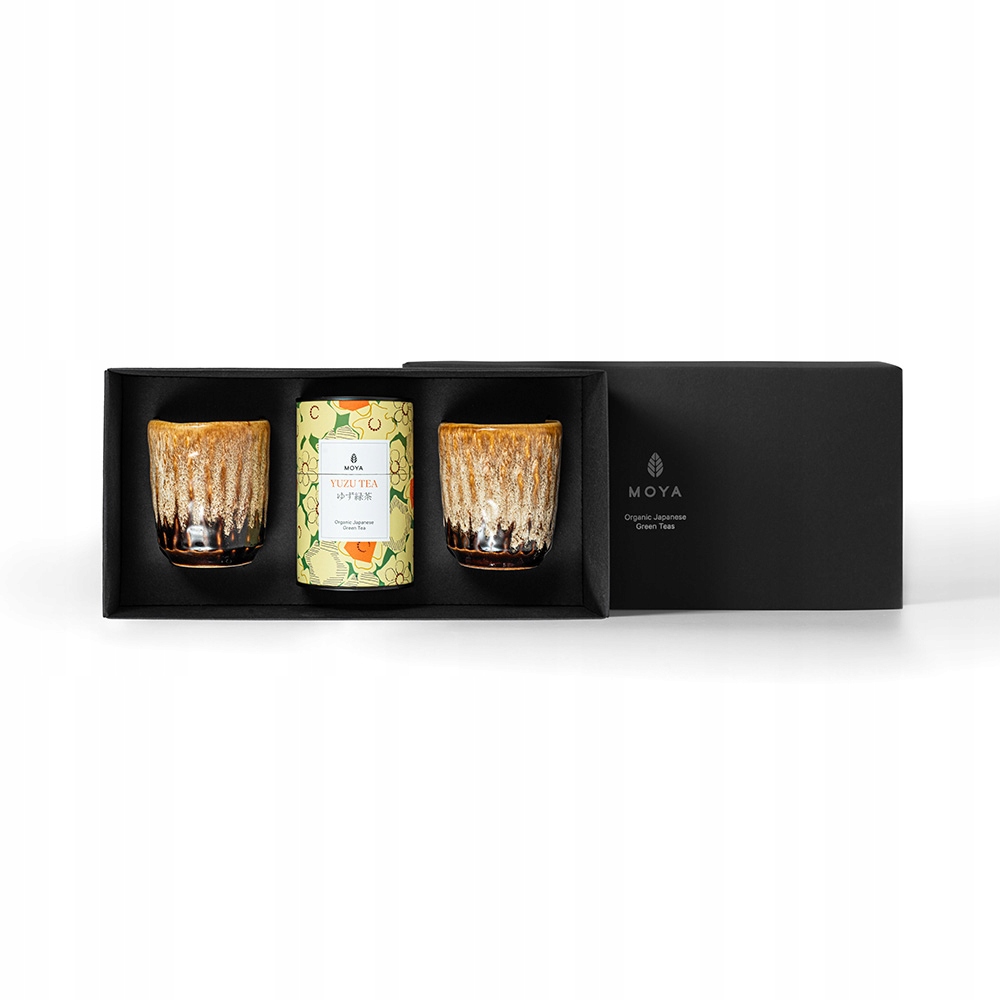 Dárková sada organického zelený čaj Moya Yuzu Tea a 2 hrnků Kanpai