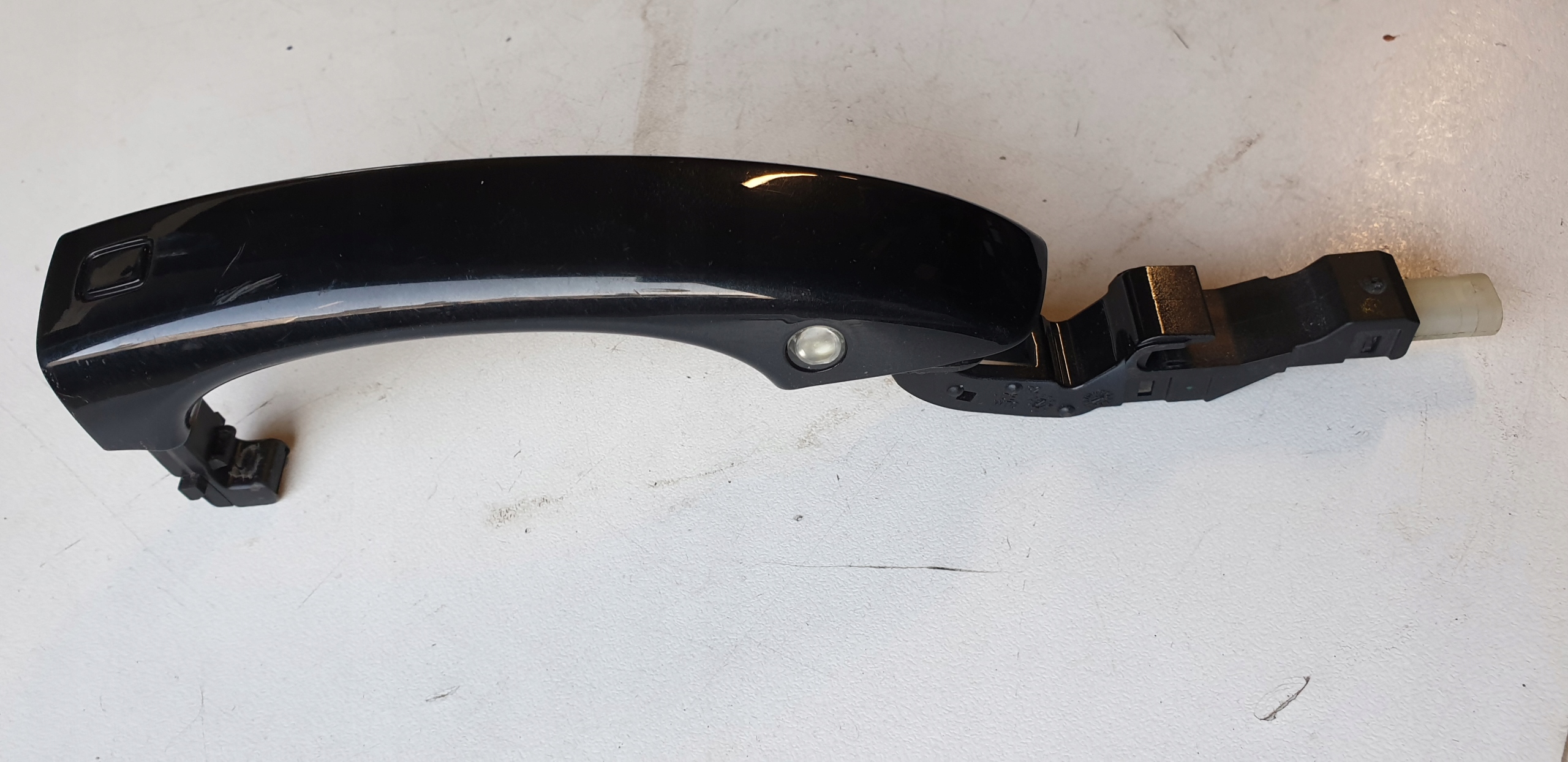 PODSWIETLANA KLAMKA LED PRAWA AUDI A8 D4 A6 A7 C7 Installation side Right front Left rear Rear right