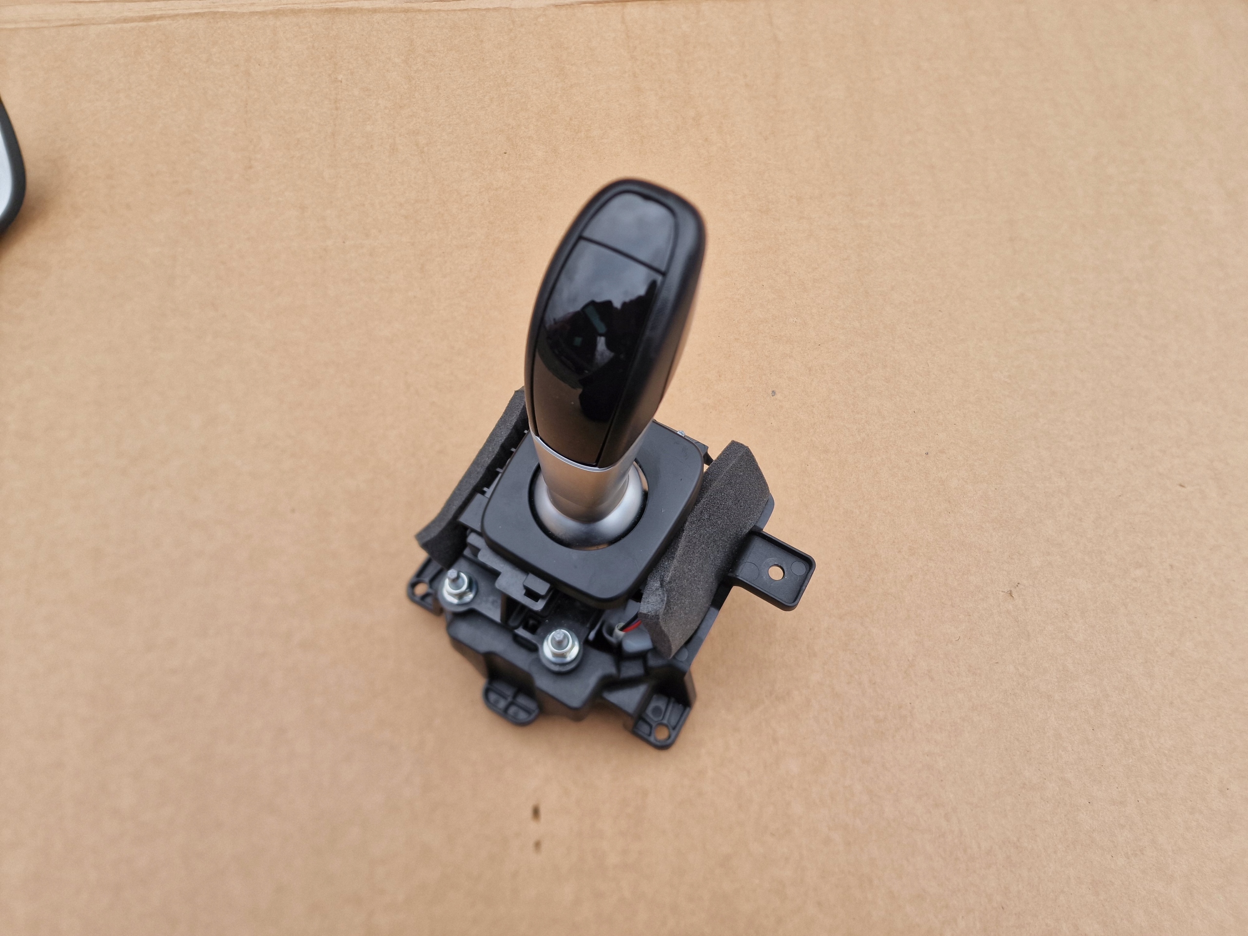 1000504045 1.1 - Селектор ручка перемикання передач Alfa Romeo Giulia