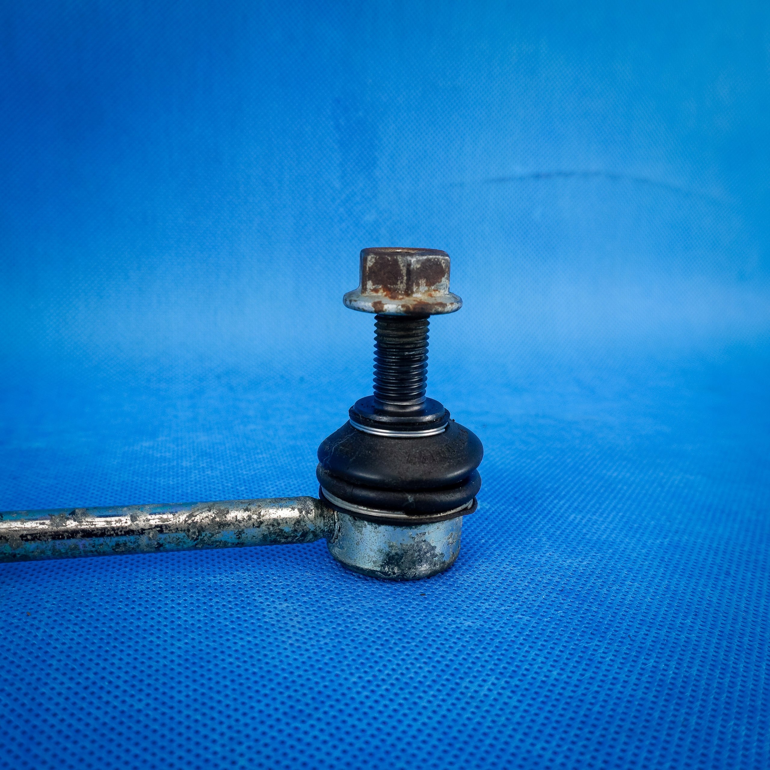 torsion bar front left right Audi Q3 83A 5Q0411315A 28km original