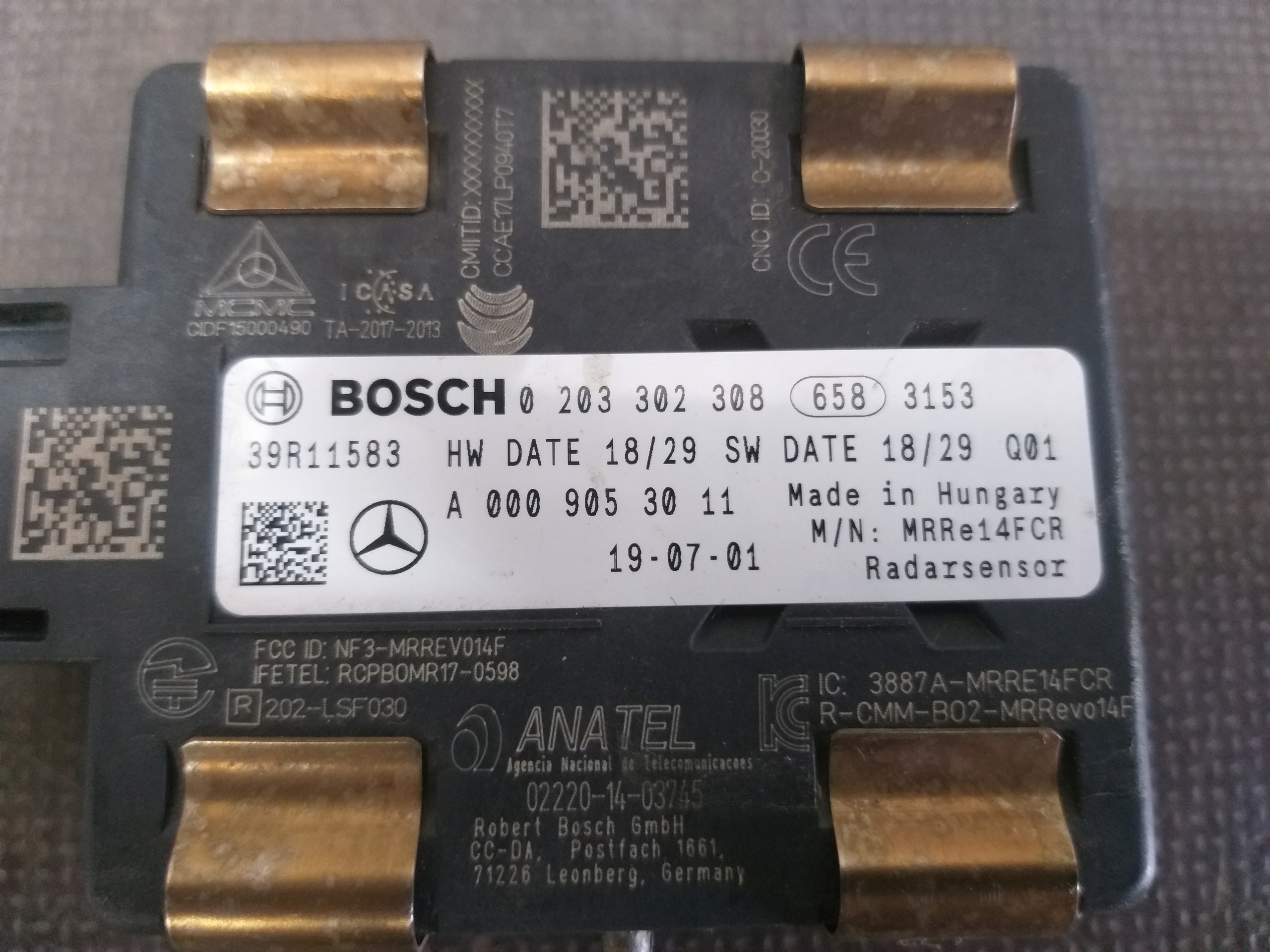 maska RADAR MERCEDES A0009053011