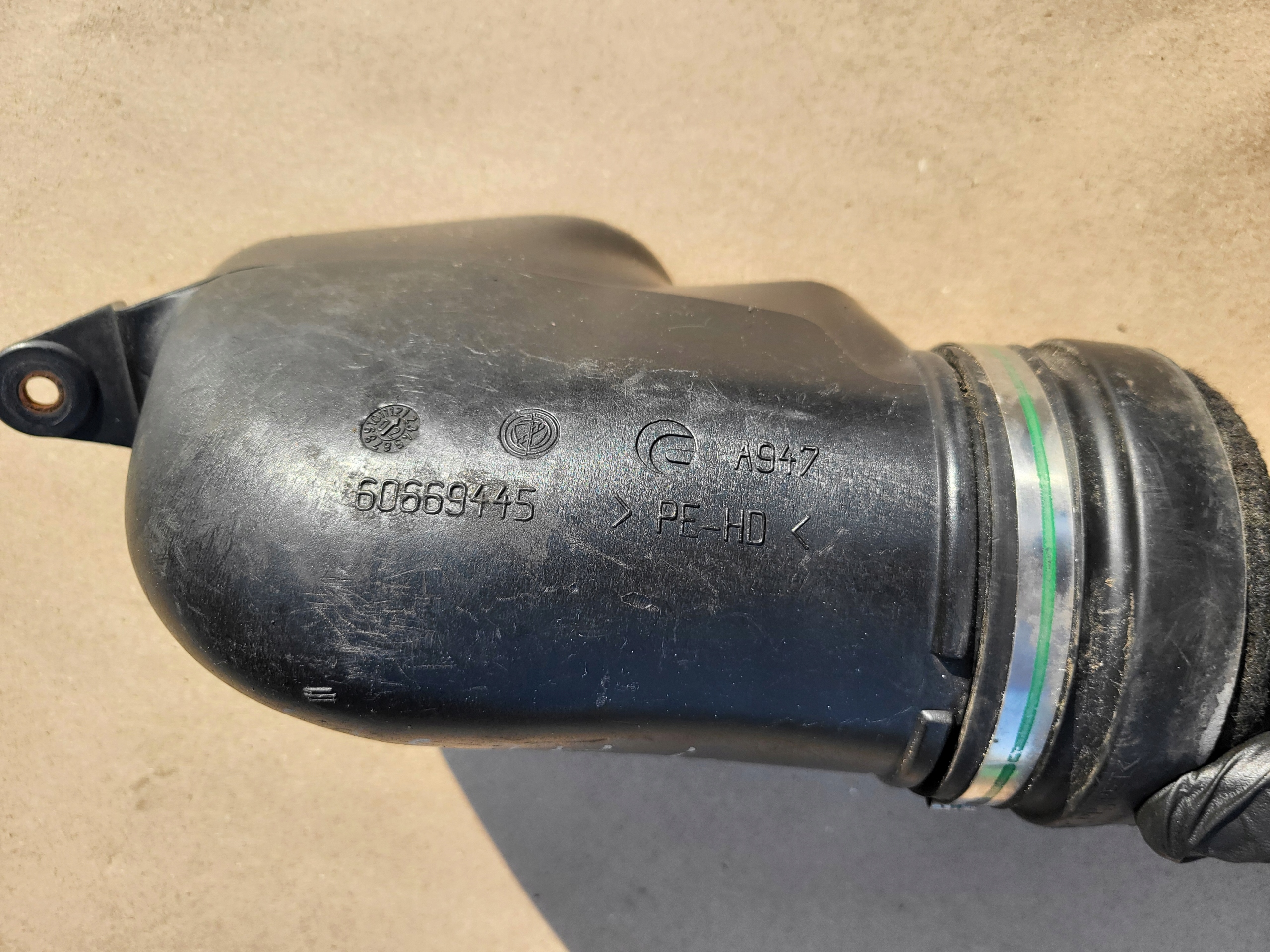wiring pipe air elbow LANCIA THESIS 3.0 B OE 60669445