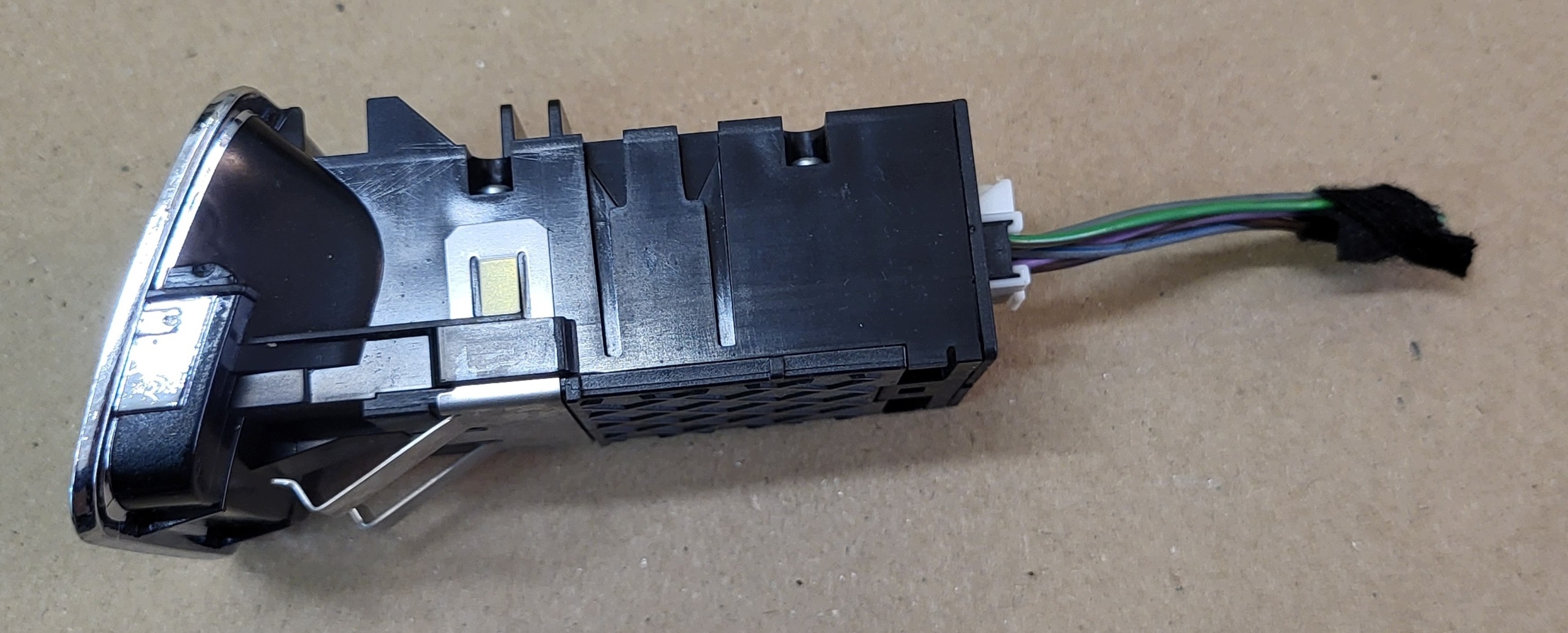 handle bracket electric brake switch MERCEDES S-KL W221 2215401445 OE
