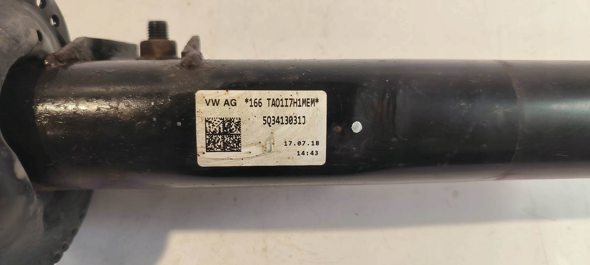 shock absorber left front 5Q3413031J SKODA KAROQ