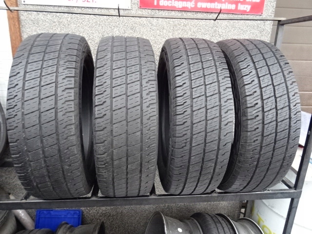 215/60 / R17C UNIROYAL ALL SEASON MAXX