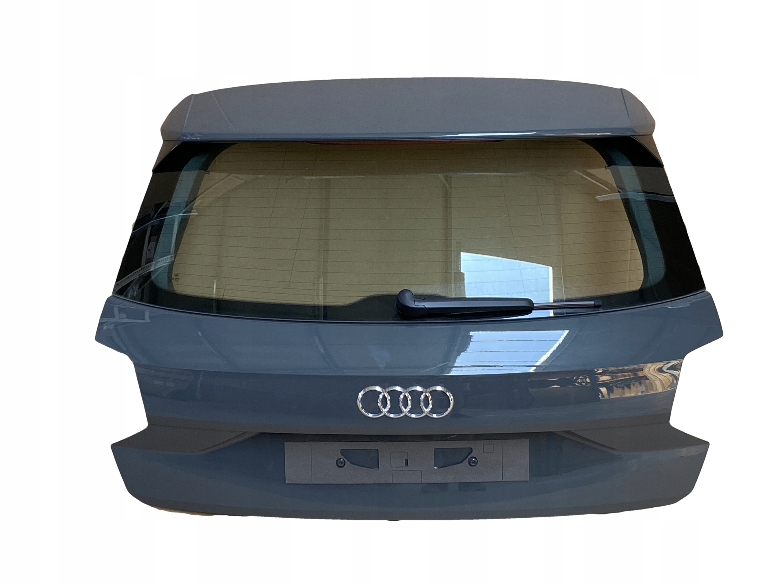 AUDI Q2 trunk door boot LX7M