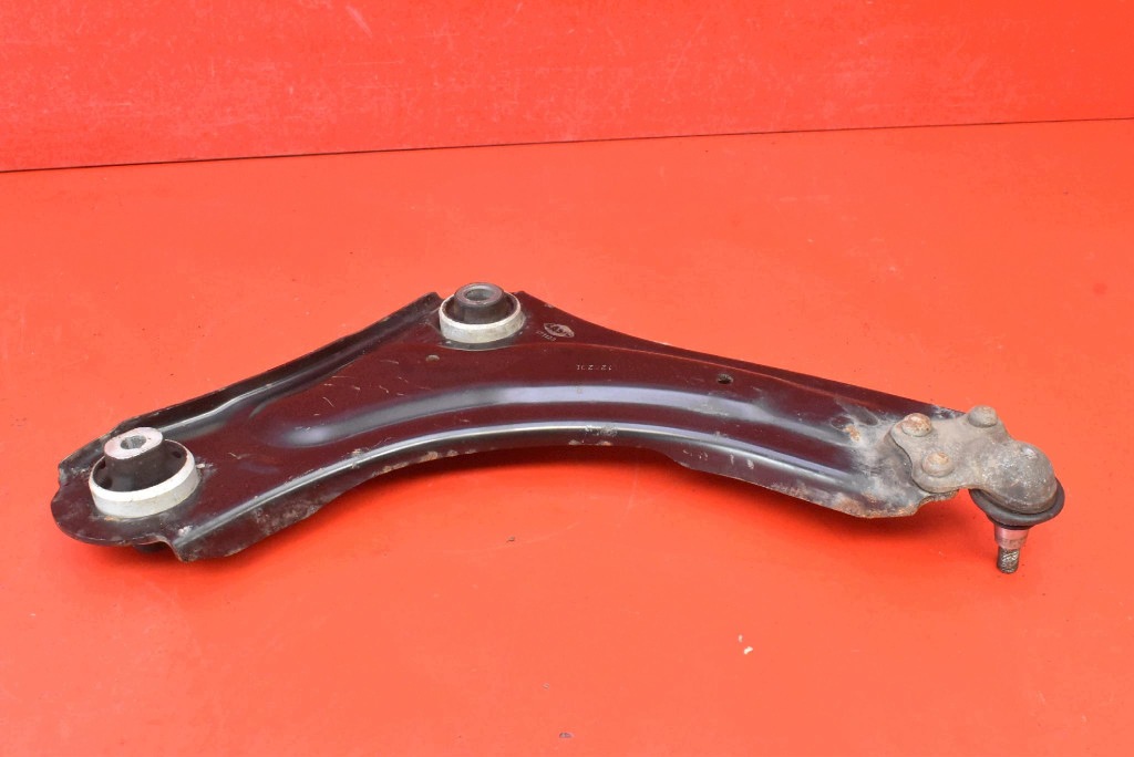 arm left front RENAULT MEGANE SCENIC 3 III 1.6 DCI 130 KM 09-12