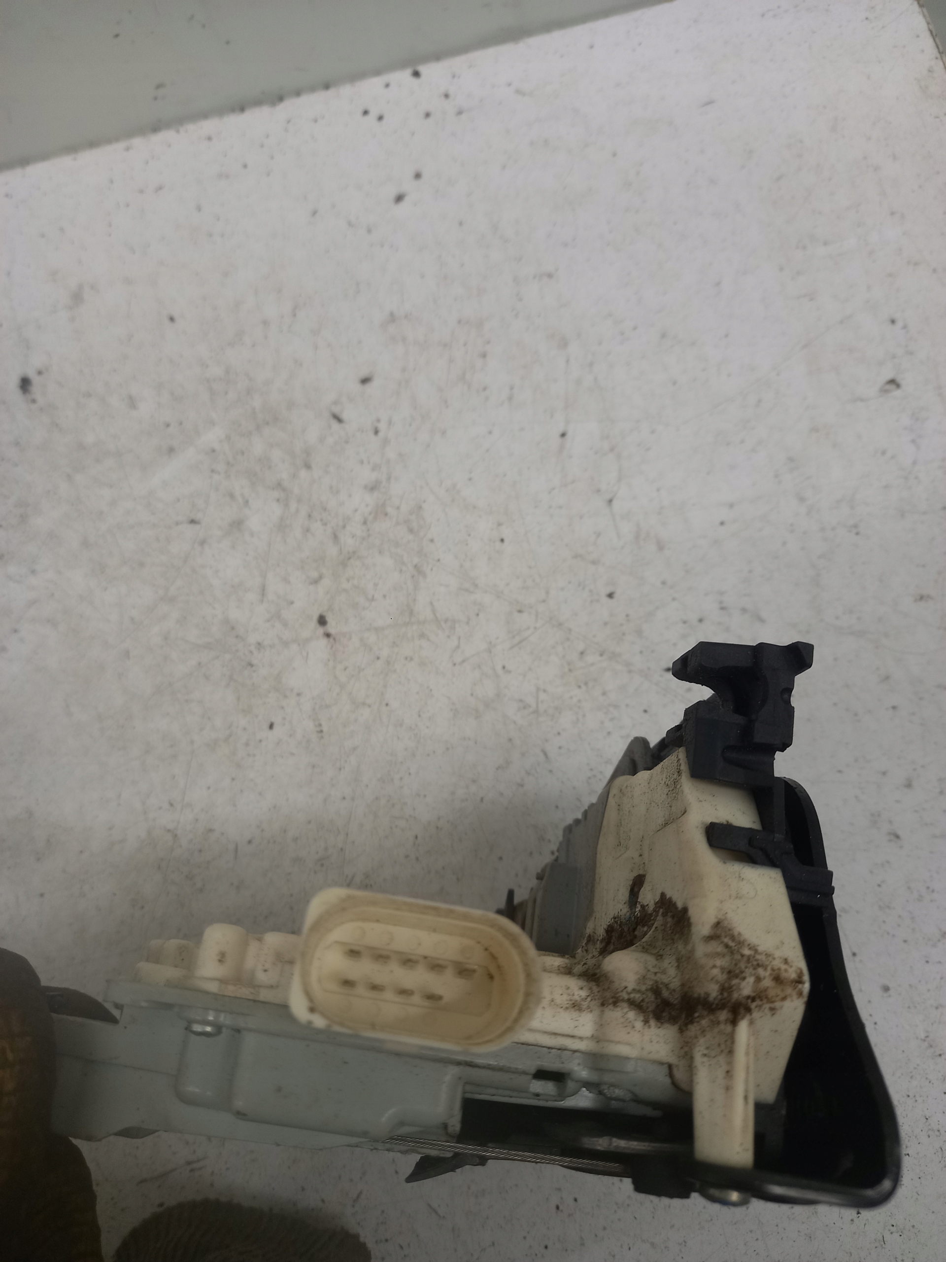 lock door left front SEAT LEON 2 9 PIN