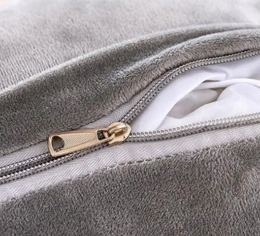 MASKOTKA PODUSZKA KOC OGRZEWACZ DO RĄK PIES HUSKY POPIELATY Z KOCEM 4w1 Kod producenta pies husky z kocem 4w1