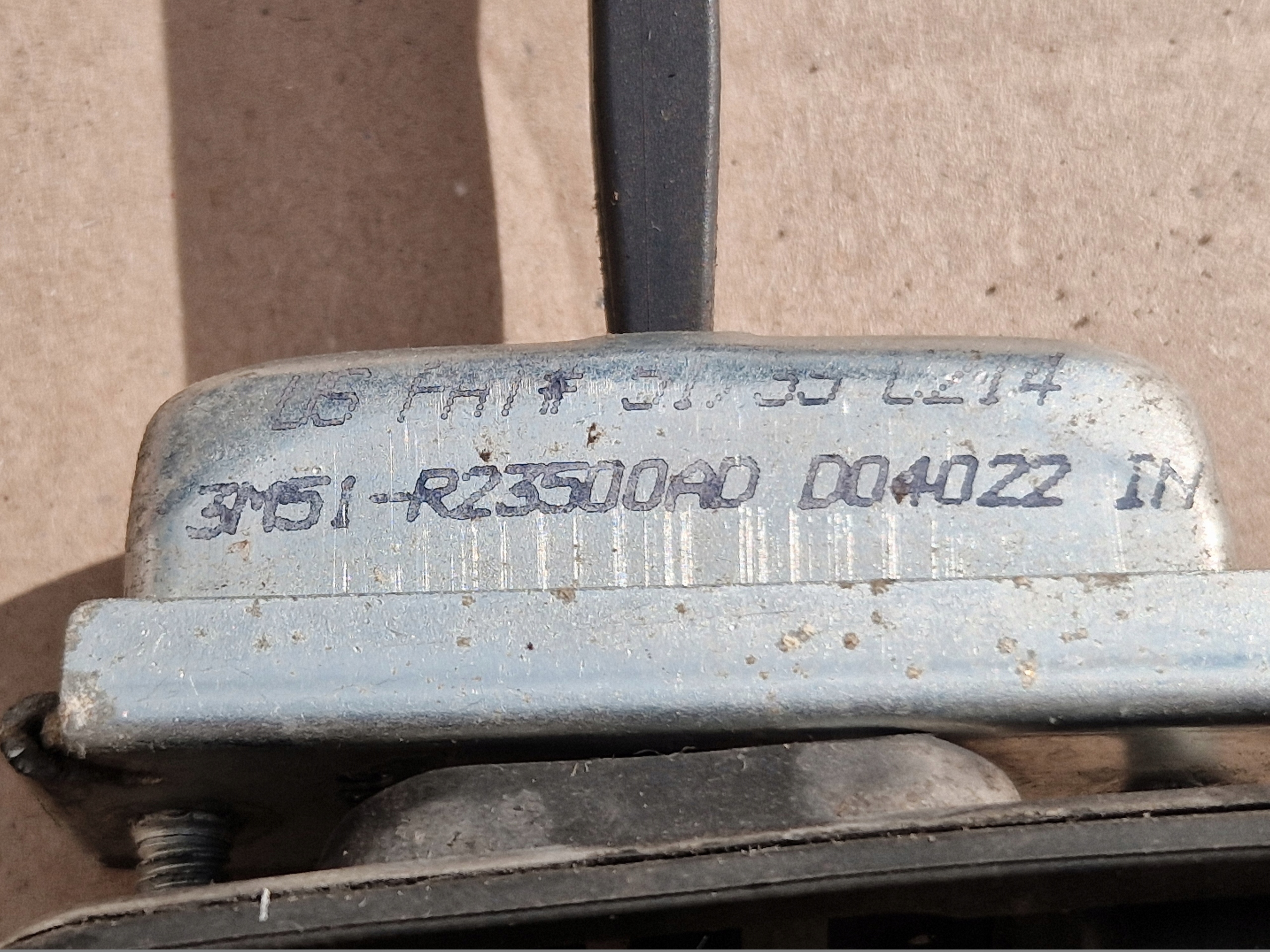 FORD C-MAX MK1 FOCUS MK2 limiter door 3M51-R23500-AD