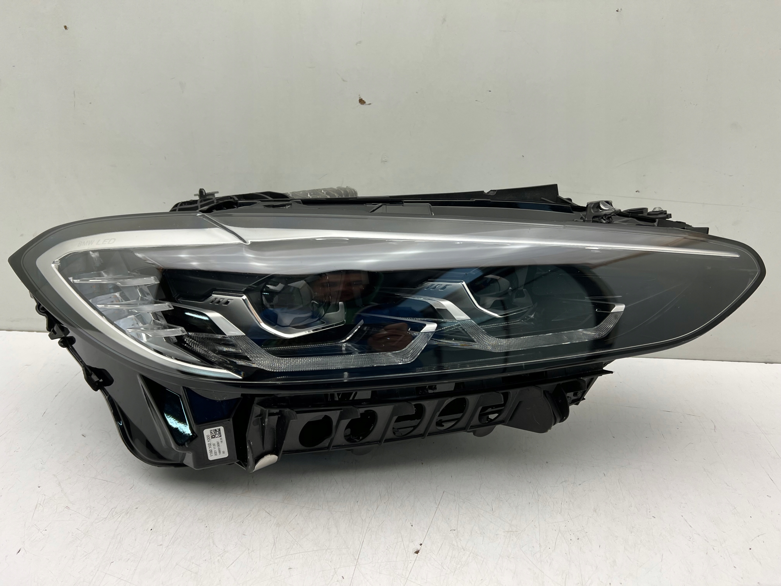 BMW 4 G22 G23 G26 LAMPA PRZEDNIA PRAWA FULL LED N