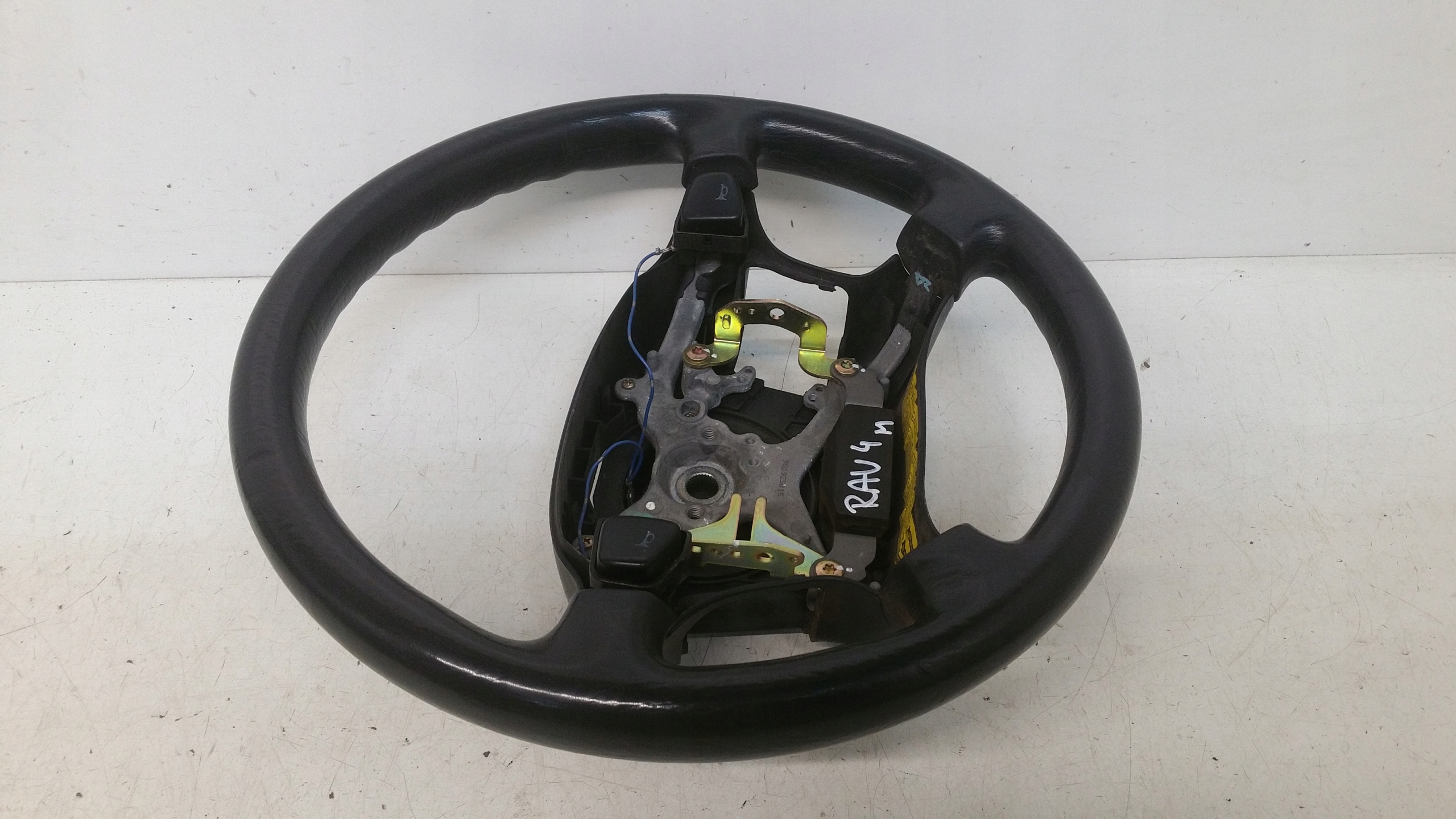 steering wheel, leather Toyota RAV4