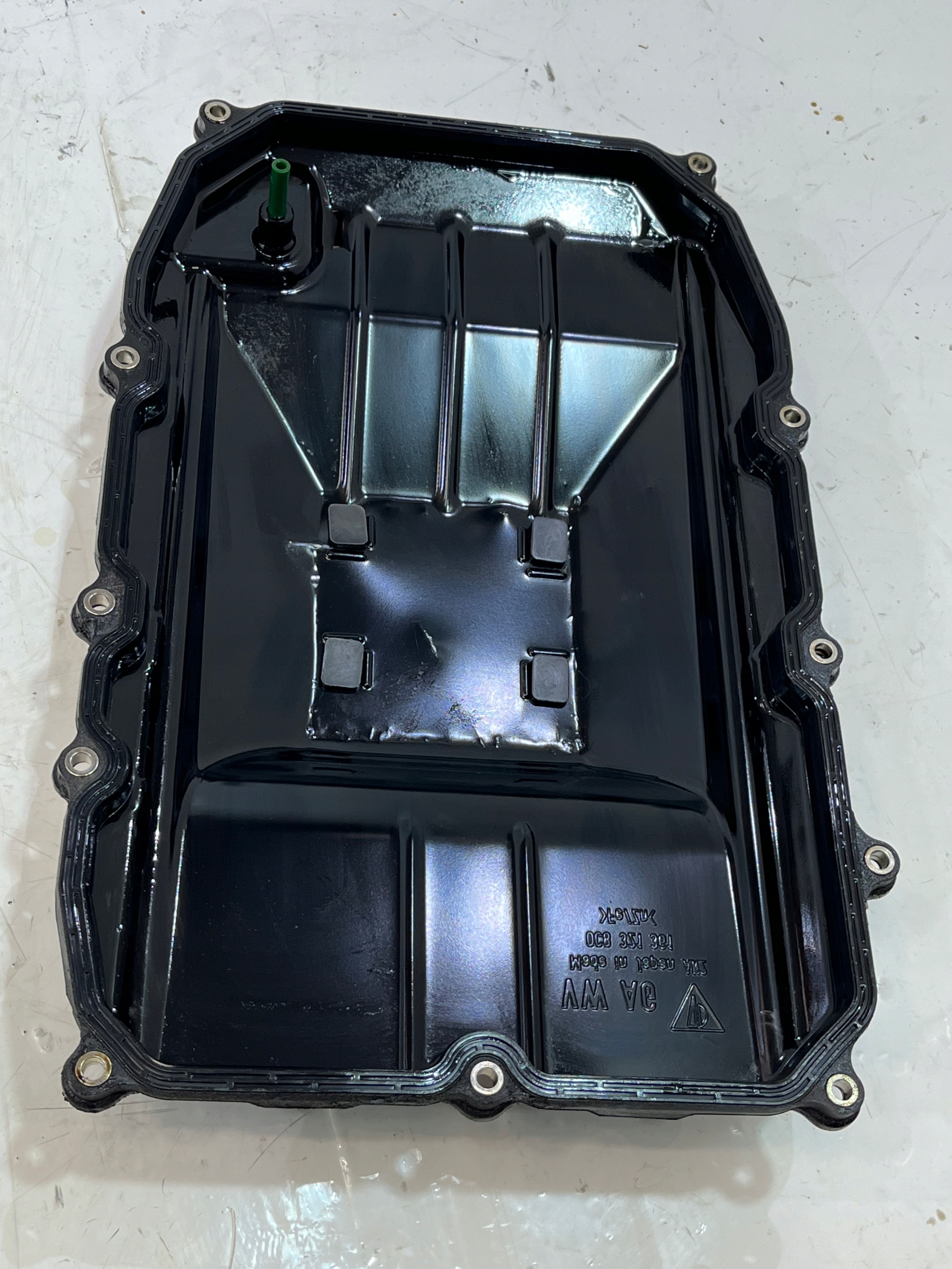 000000200000005500 - МАСЛЯНЫЙ ПОДДОН КОРОБКИ TOUAREG 7P TR-60SN 0C8321361