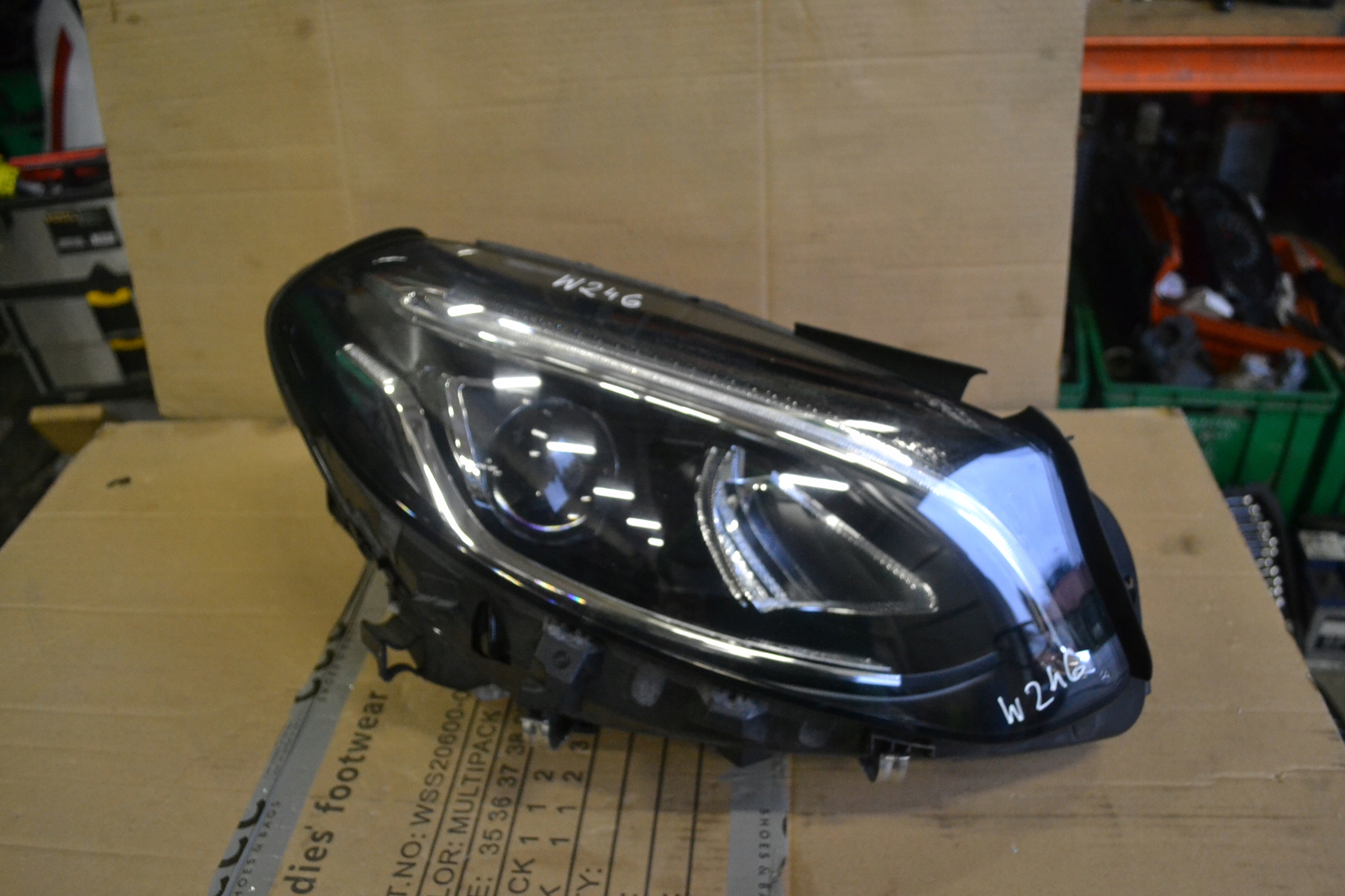 Mercedes-Benz OE A2469066101 A2469066201