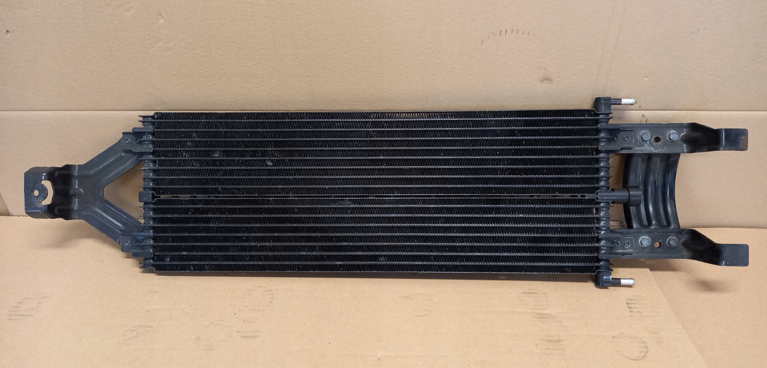 РАДІАТОР МАСЛА MERCEDES X470 NAVARA16064jz0b