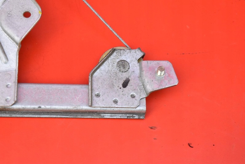 window regulator right front OPEL VIVARO and manual