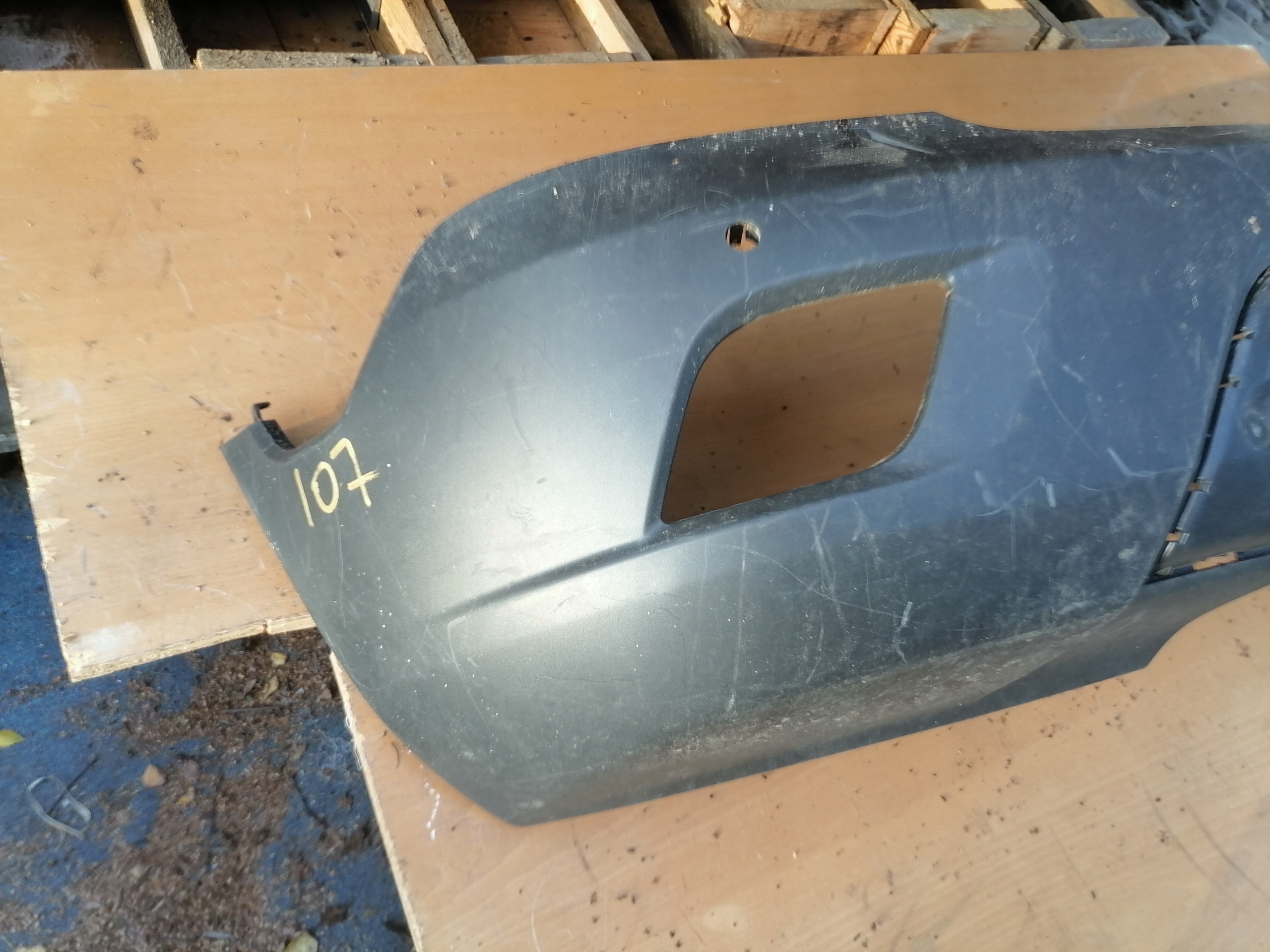 OPEL MOKKA bumper rear part PDC 95365611