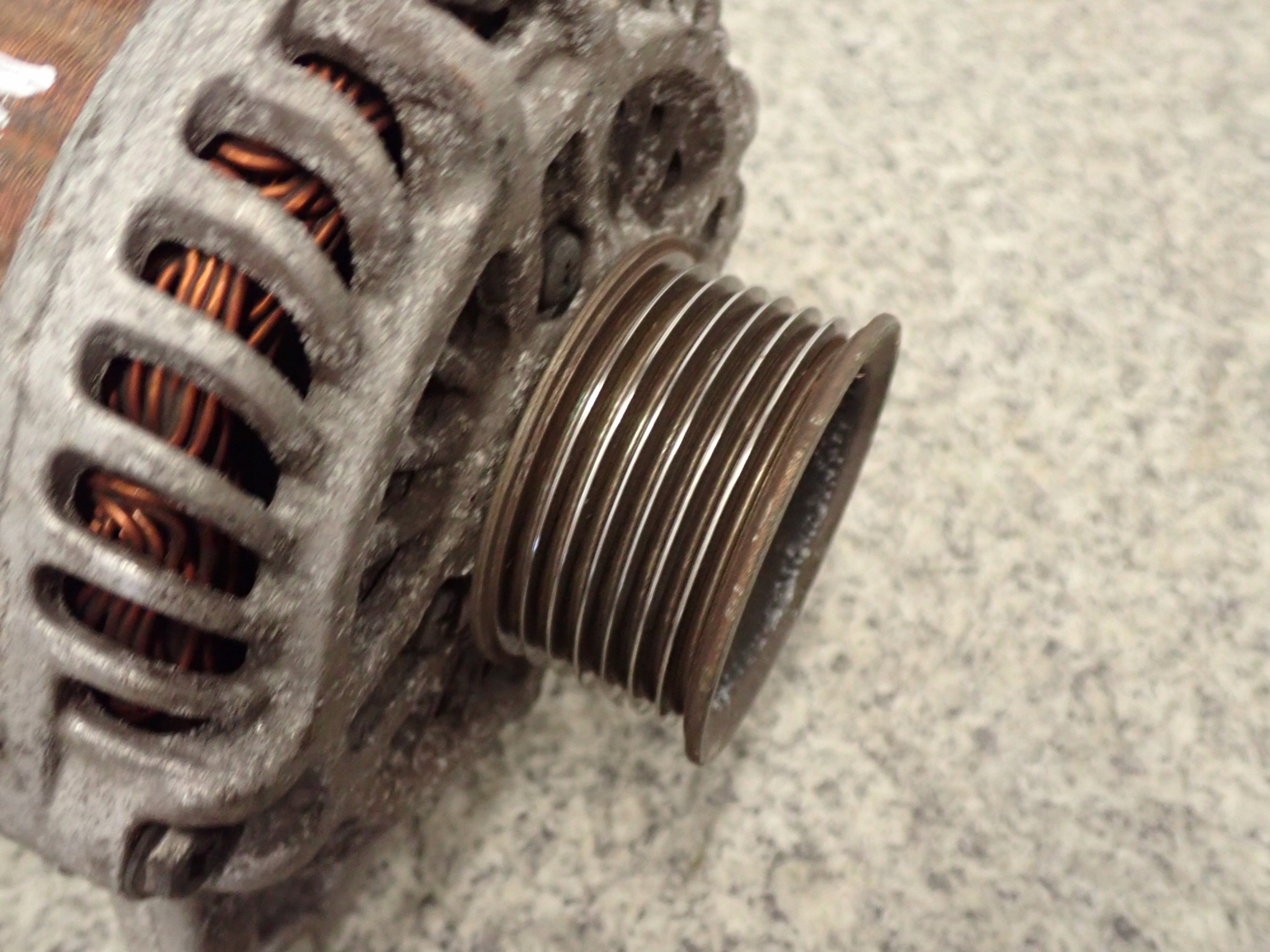 NISSAN NOTE E11 1.6 BENZ 06-11 ALTERNATOR Typ samochodu Samochody osobowe
