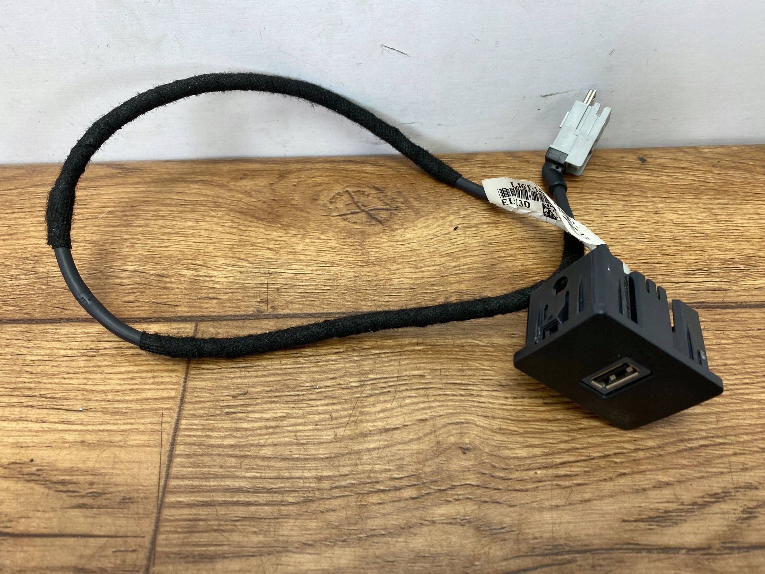 adapter USB Ford Escape IV Kuga MK3 2020+