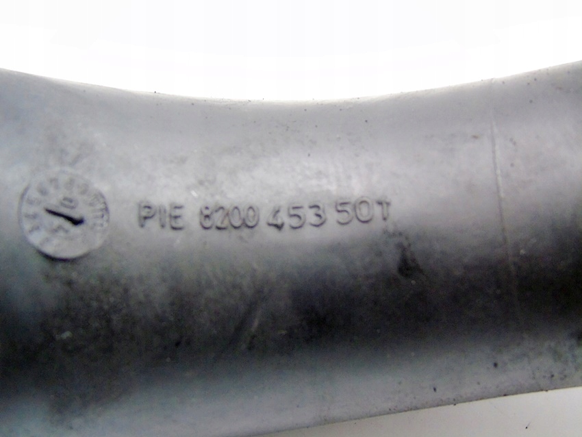 renault oe 8200453501 патрубок Воздух