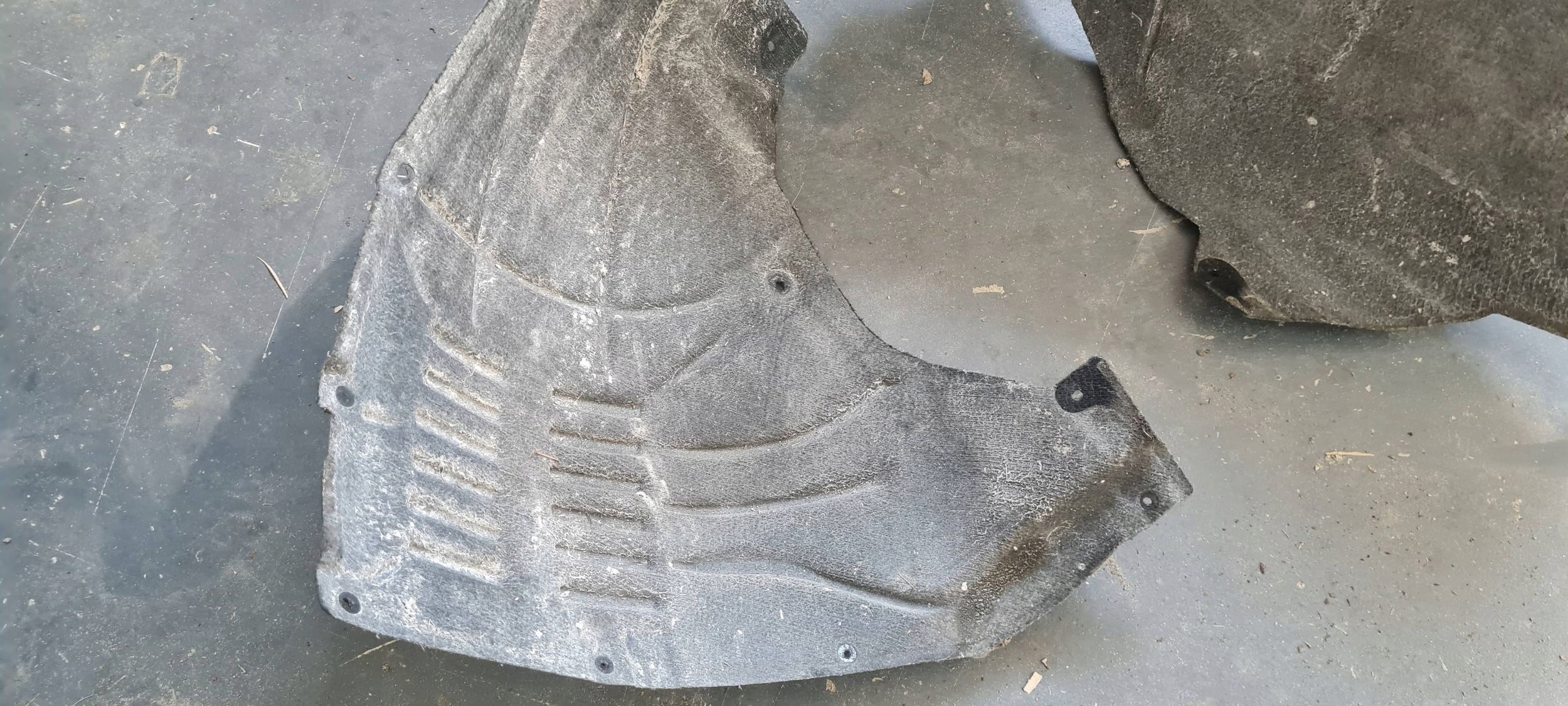 Q5 80A SQ5 mudguard left left front front MATERIAL ORG 80A821171E