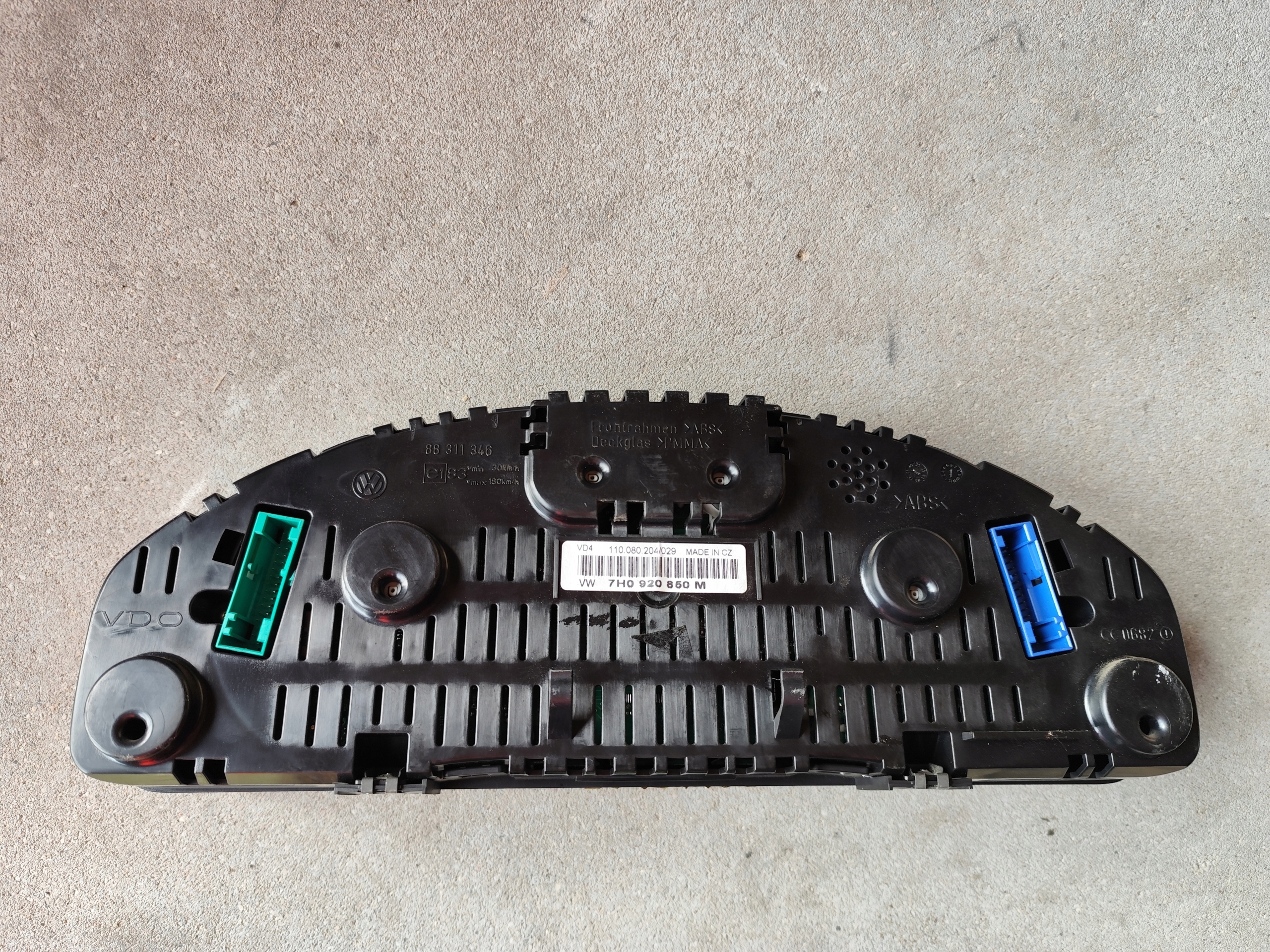 dials clock dials predkosciomierz VW T5 2.5 TDI 7H0920850M