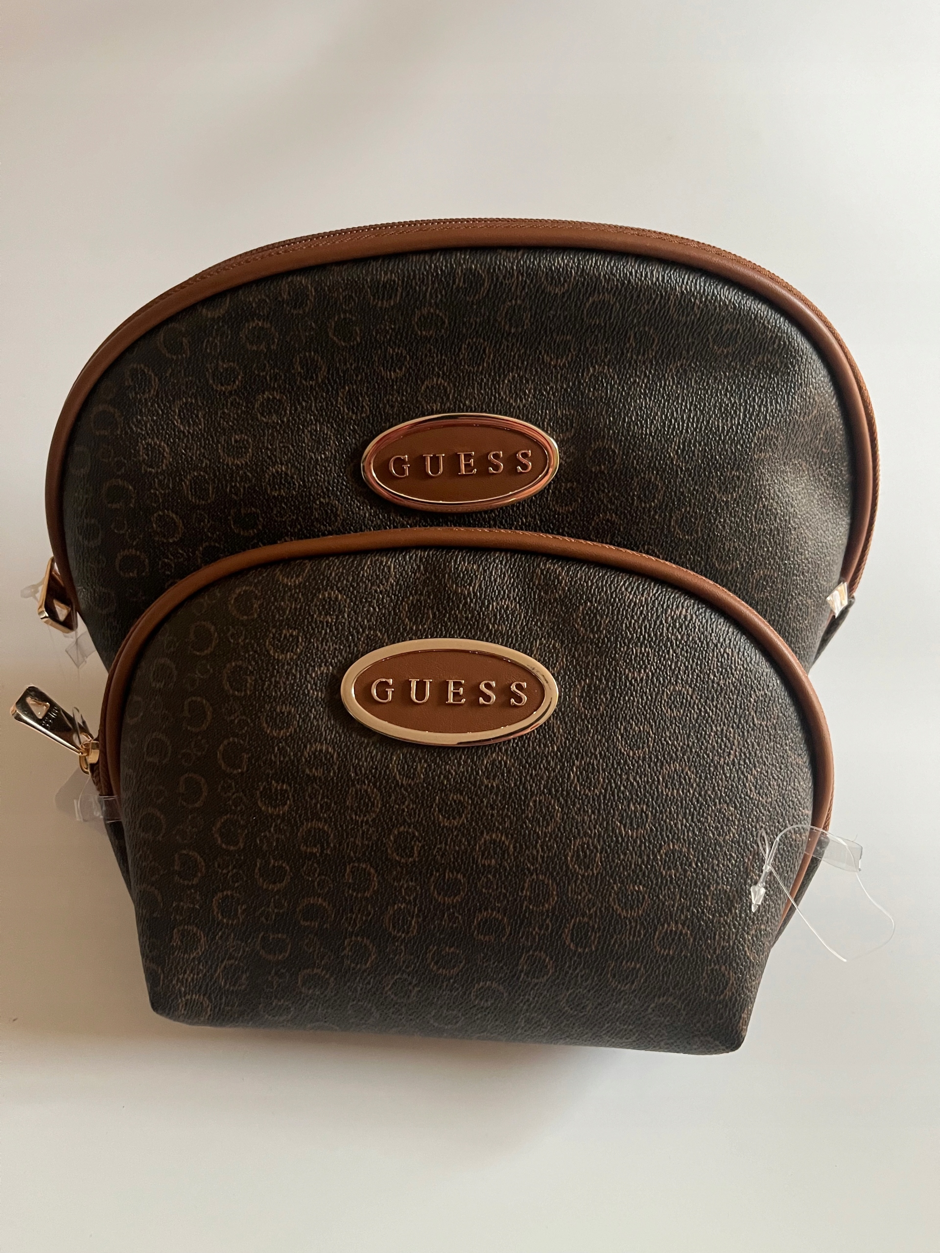 Guess Kosmetyczka Chai travel cosmetic zestaw 2 szt. Oryginał