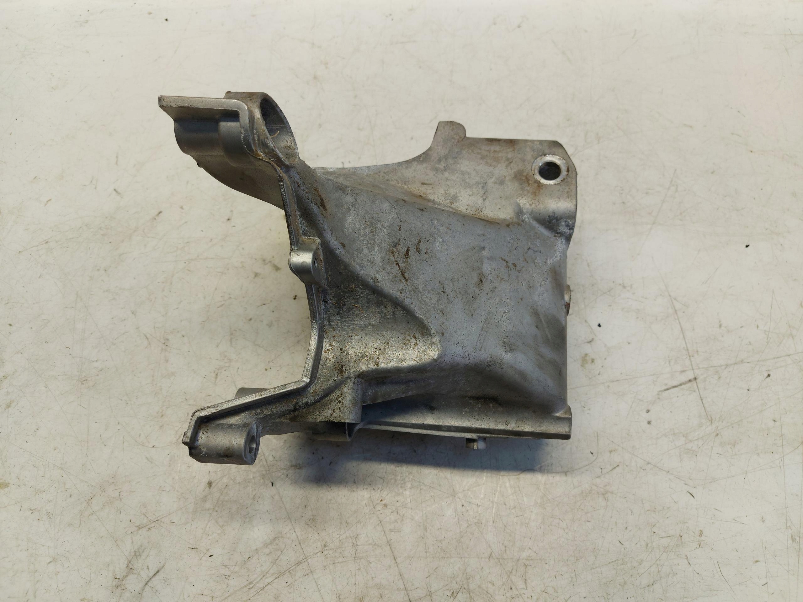 SKODA KAMIQ 658 1.0TSI engine mount 04C199207AD