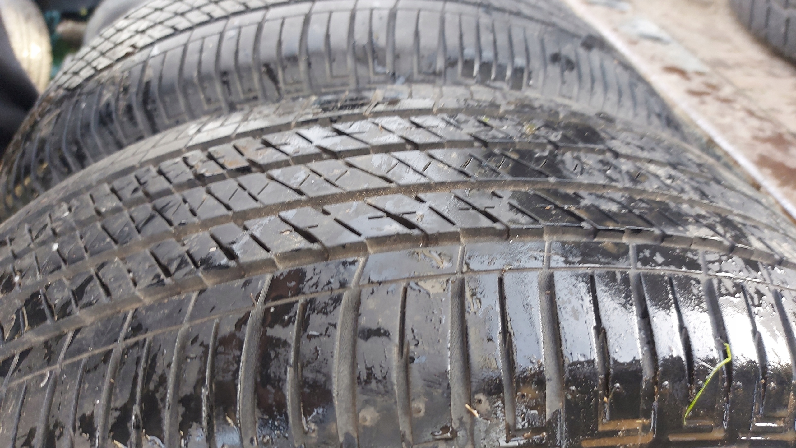 BRIDGESTON ECOPIA HL 422 plus 235/55R18 tyres summer 5,5mm