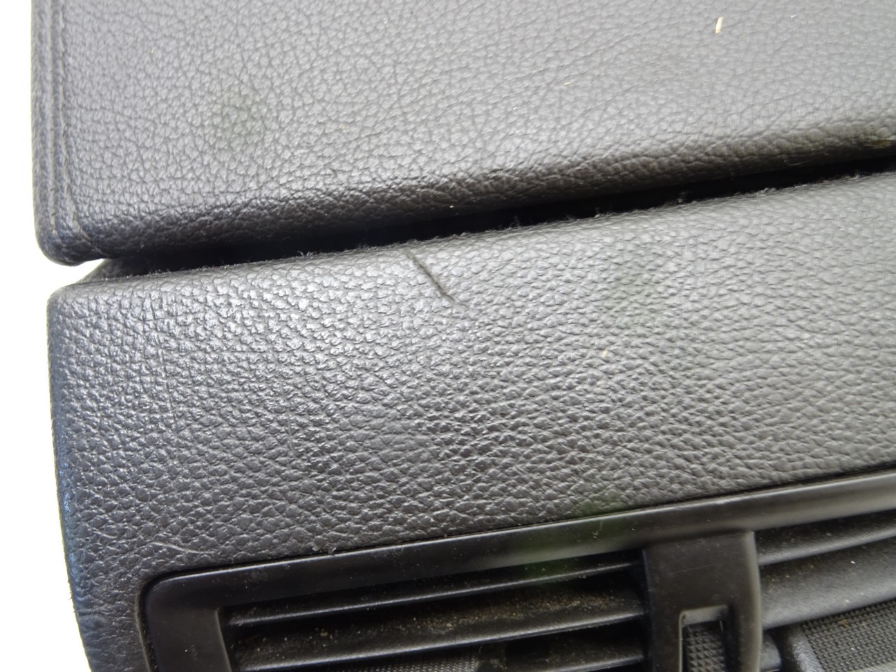 TUNEL ŚRODKOWY OPEL INSIGNIA A 08-17 Typ samochodu Samochody osobowe