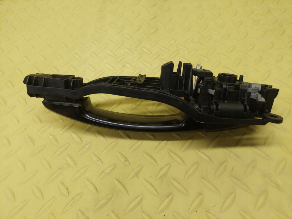 OPEL ASTRA H KOMBI handle right front Z20R