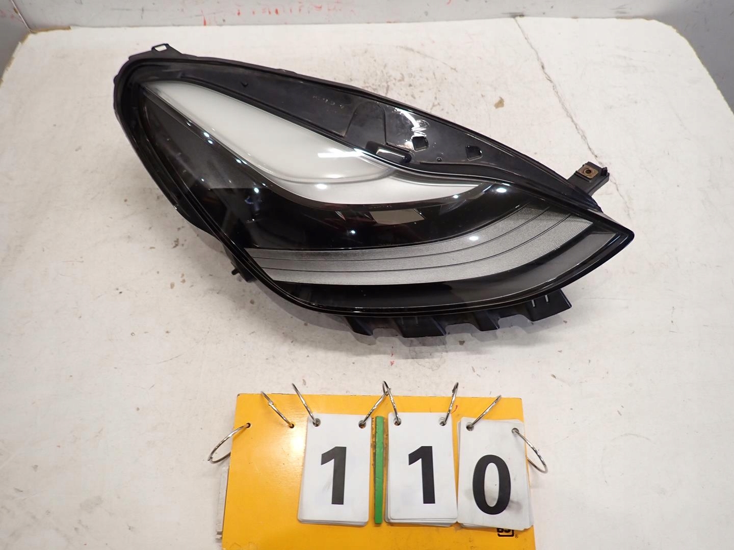 light front front right TESLA 3 2017- FULL LED 1514953-00-D