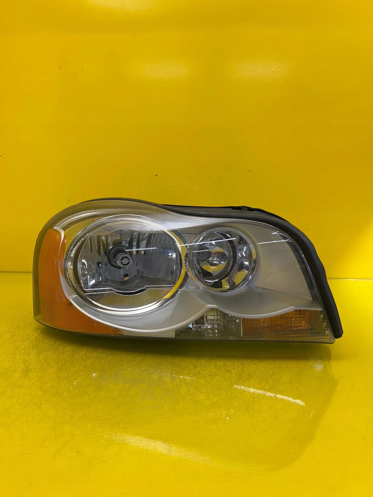 light right Volvo XC90 and 02- Xenon 30678597