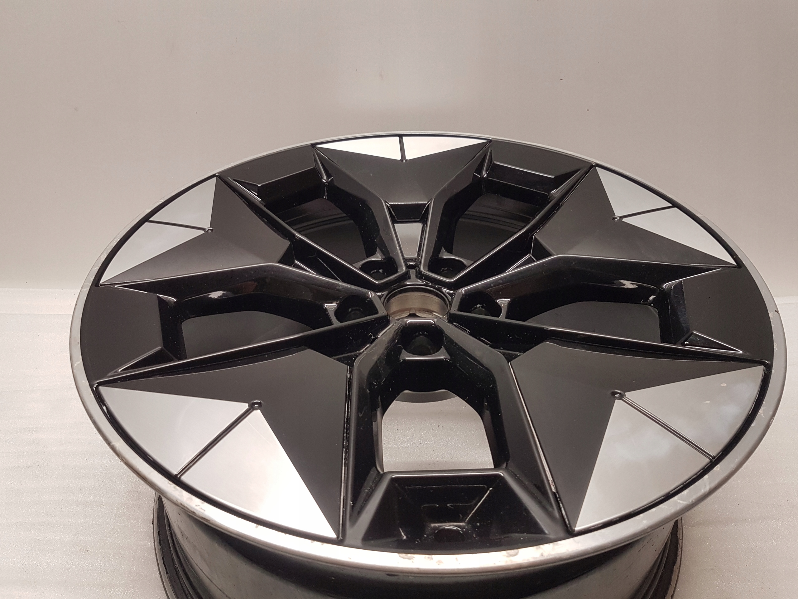 disk BMW iX3 G08 9,5Jx20 IS43 6894845