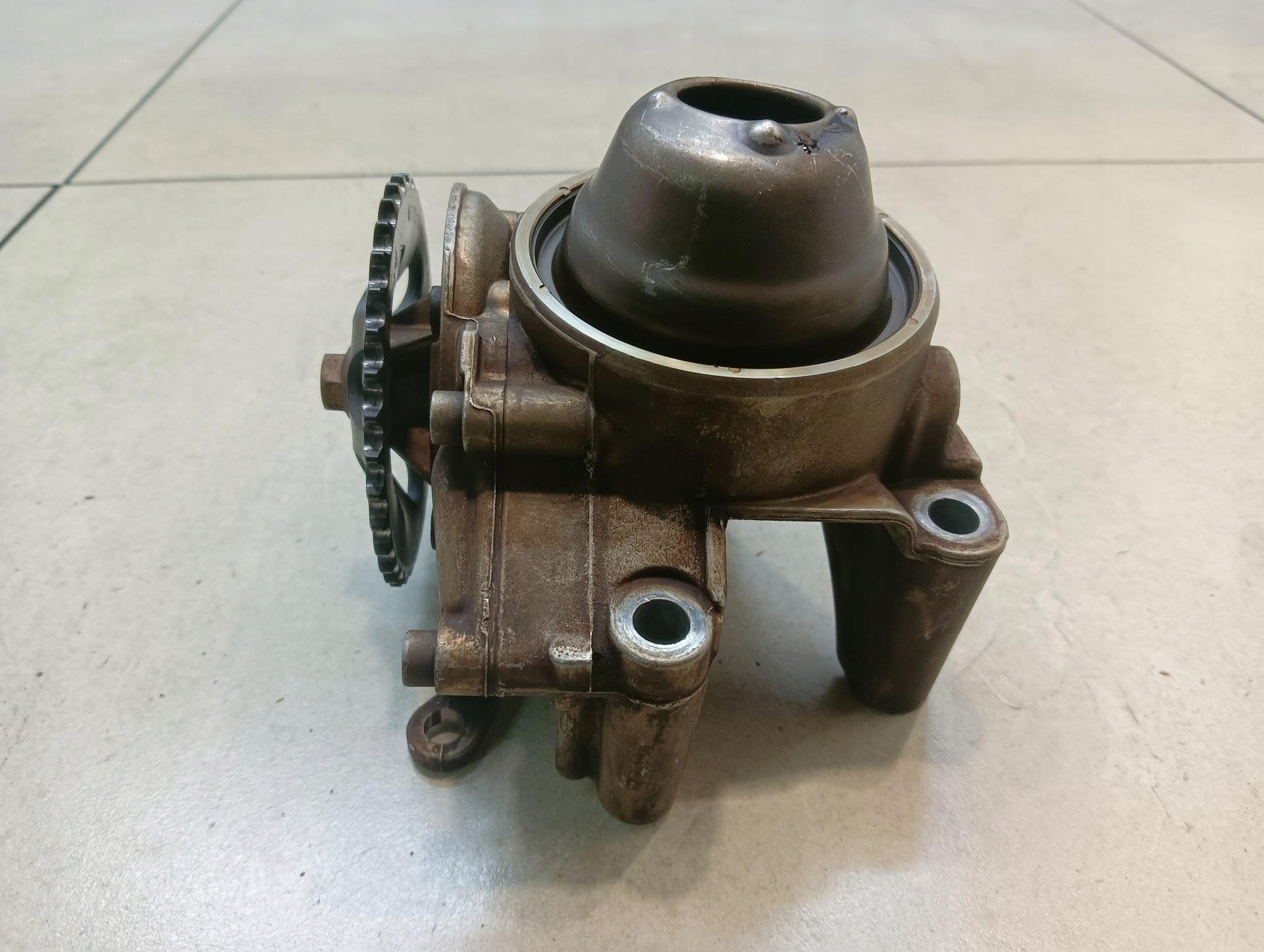 ölpumpe VW POLO IV AWY 03D115105G