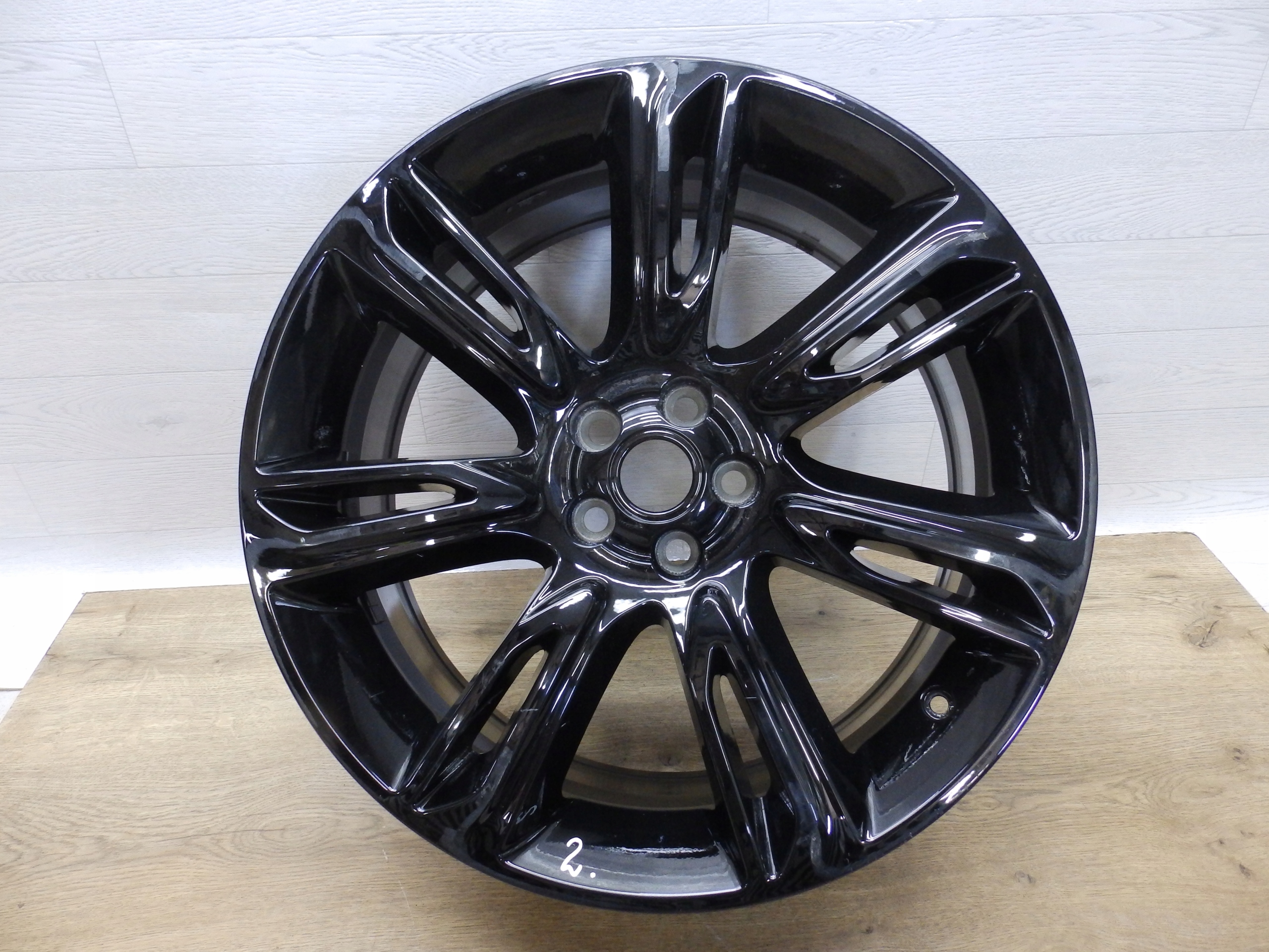 Felga Land Rover Velar 8.5Jx20CH Et45 5x108 Typ samochodu Samochody osobowe