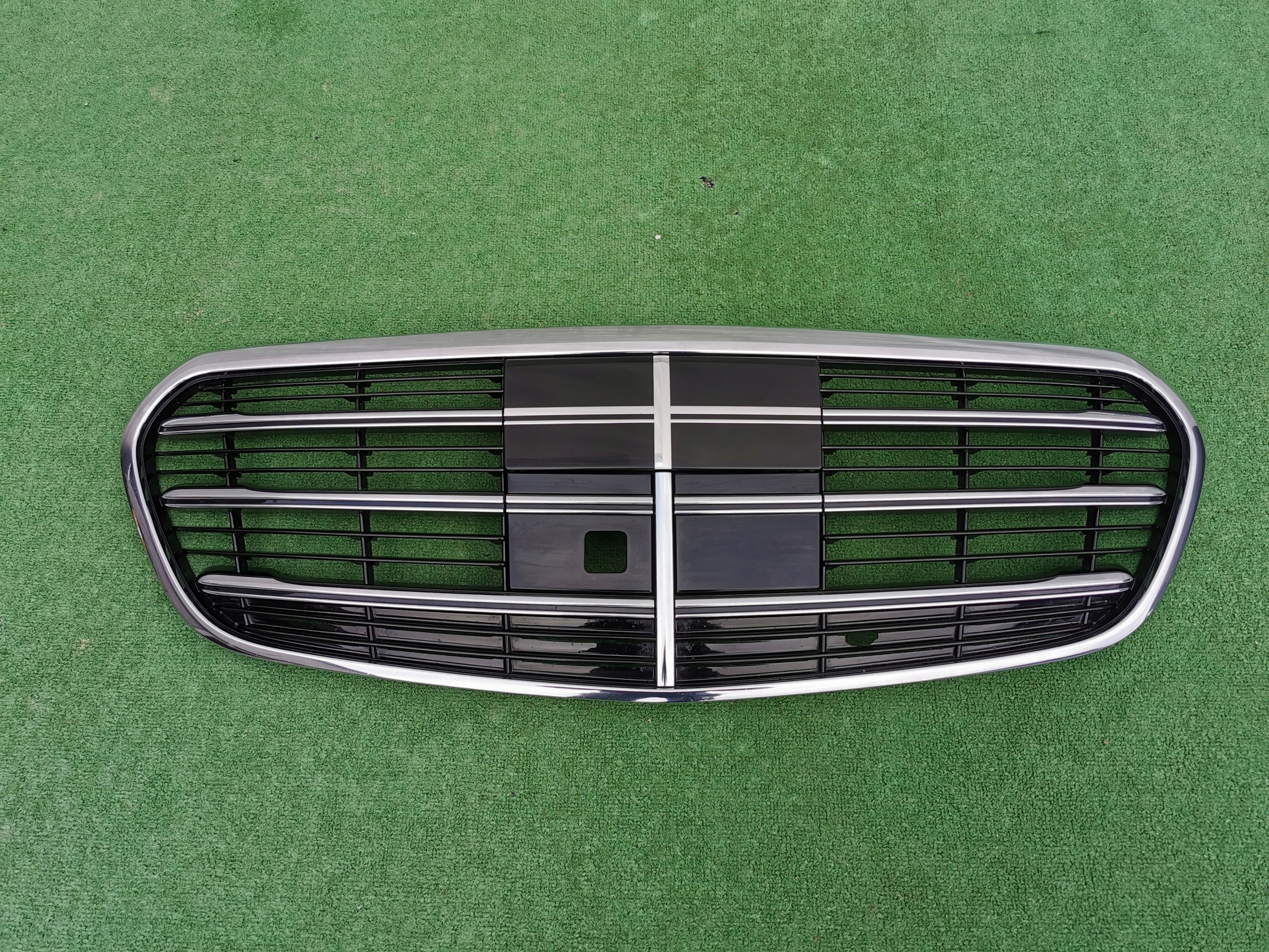 GRILL ATRAPA CHŁODNICY MERCEDES S KLASA 223 W223 A2238840100