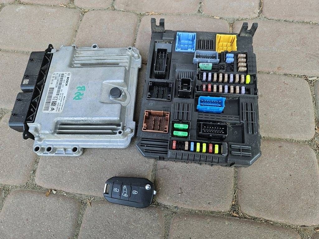 Montaggio startowy computer Motore BSI 1.5 Citroen Berlingo 9832694380