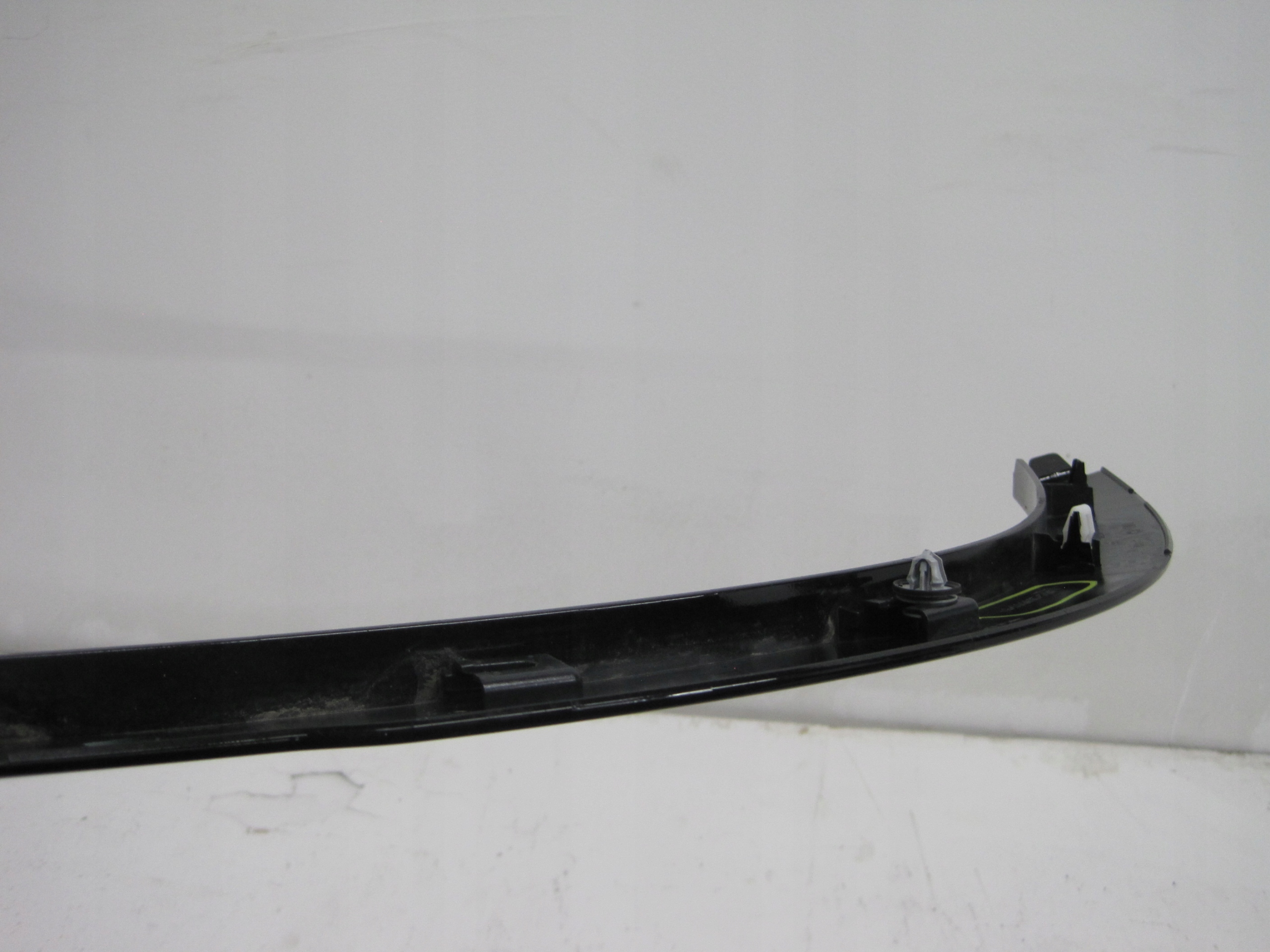 Couverture Moulage Aile LAND ROVER DEFENDER L8B2-286D03-BX