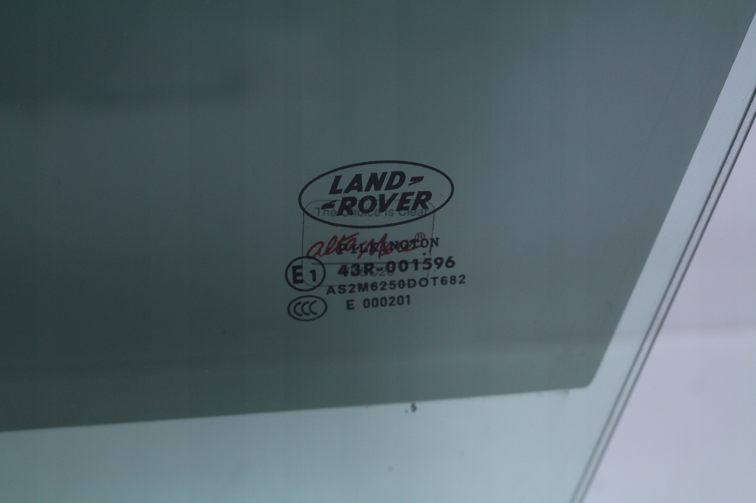 SZYBA DRZWI LEWY PRZOD RANGE ROVER VOGUE 05r Installation side Left front