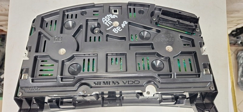 dials OPEL ASTRA III 93182878